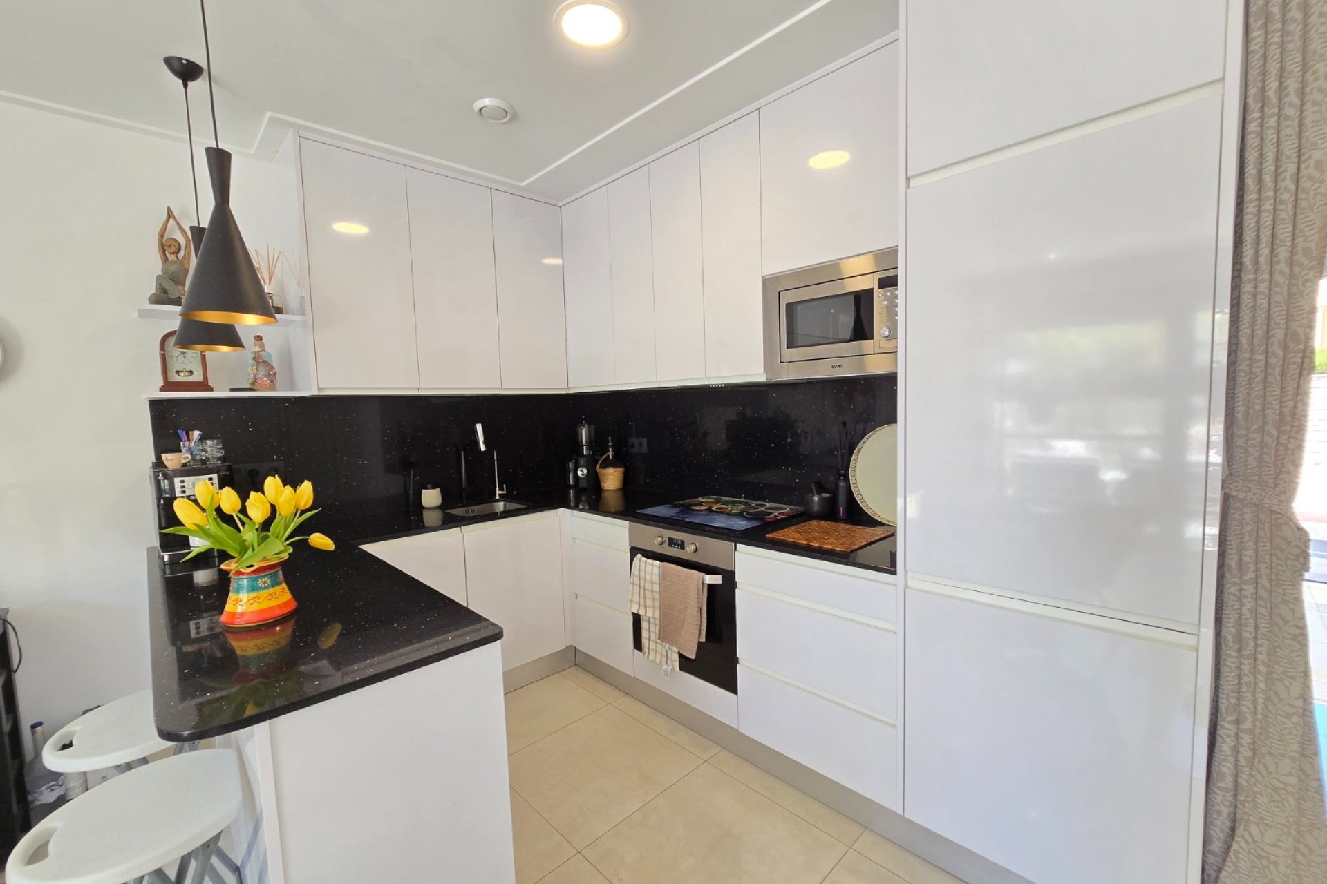 Resale - Townhouse * - Ciudad Quesada * - Doña Pepa *