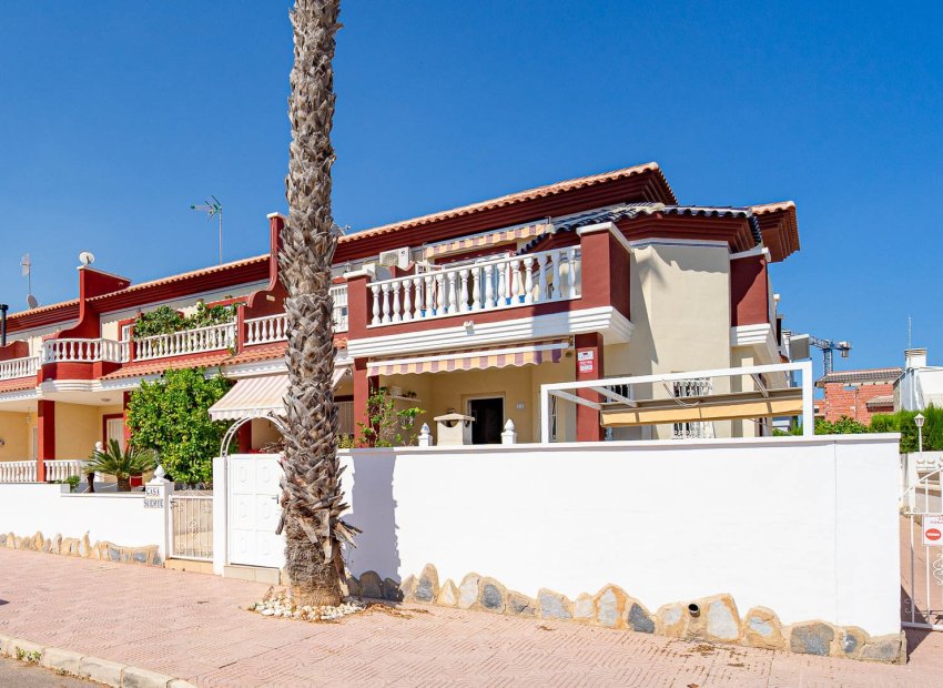 Resale - Townhouse * - Ciudad Quesada * - Doña Pepa *
