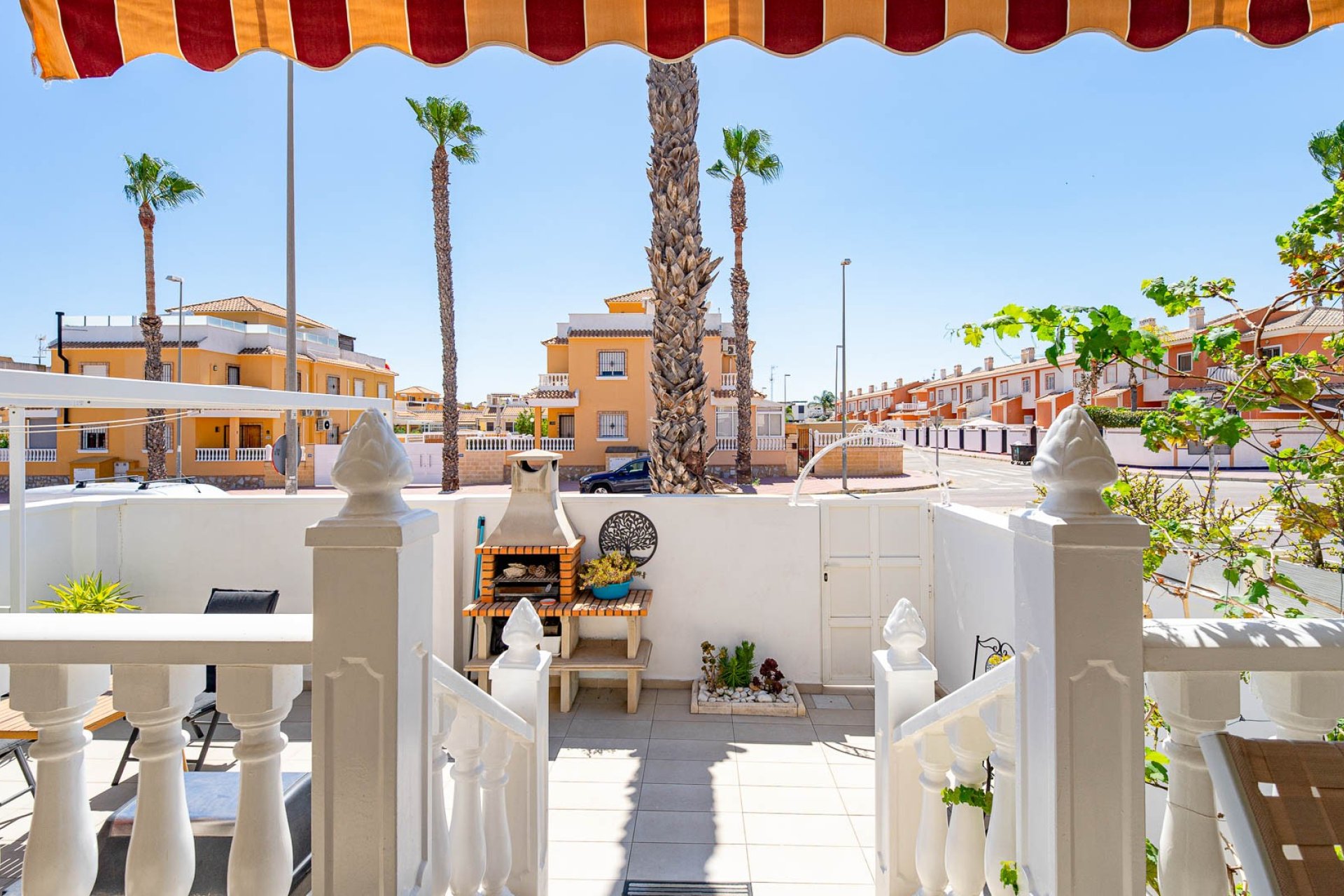 Resale - Townhouse * - Ciudad Quesada * - Doña Pepa *