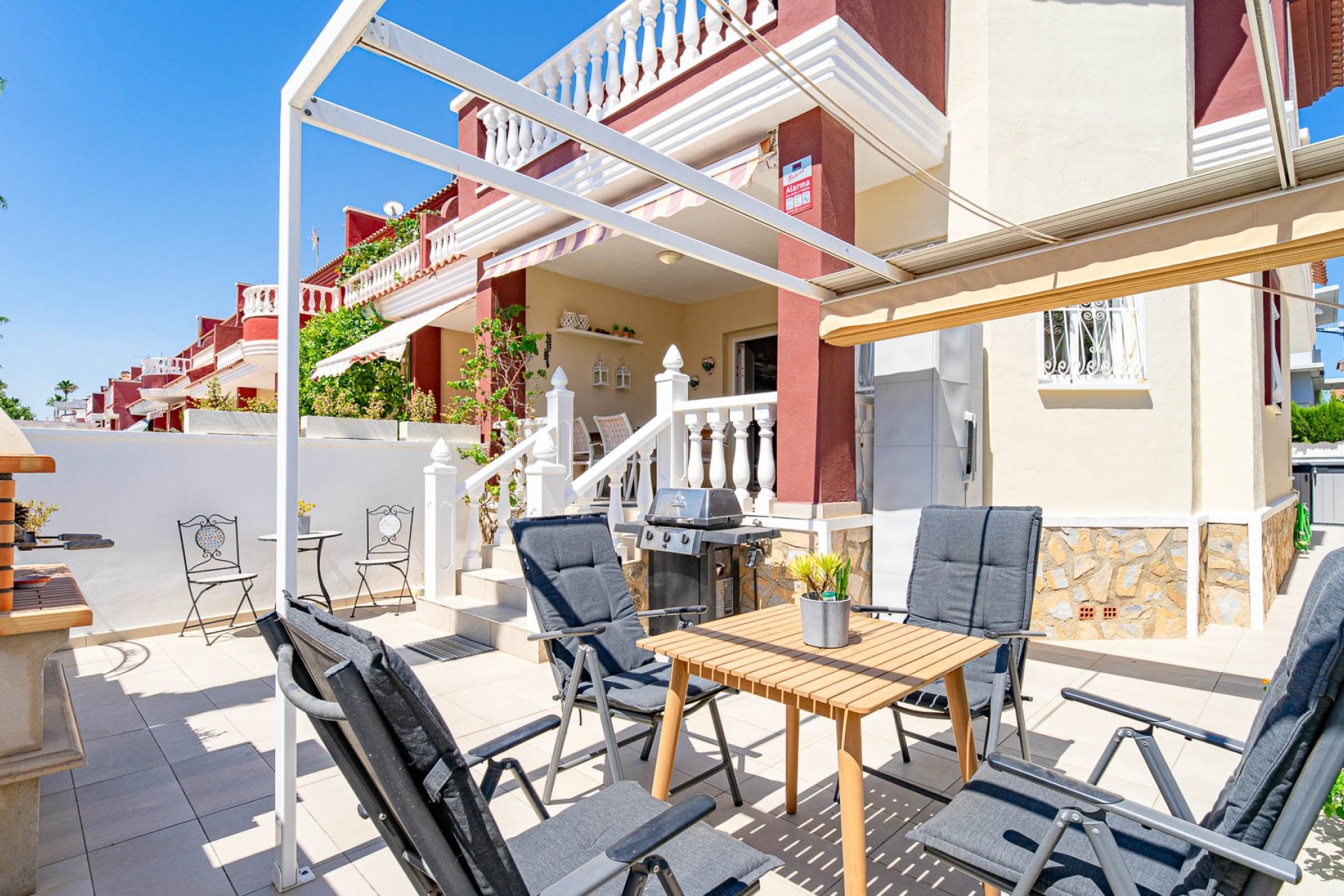 Resale - Townhouse * - Ciudad Quesada * - Doña Pepa *