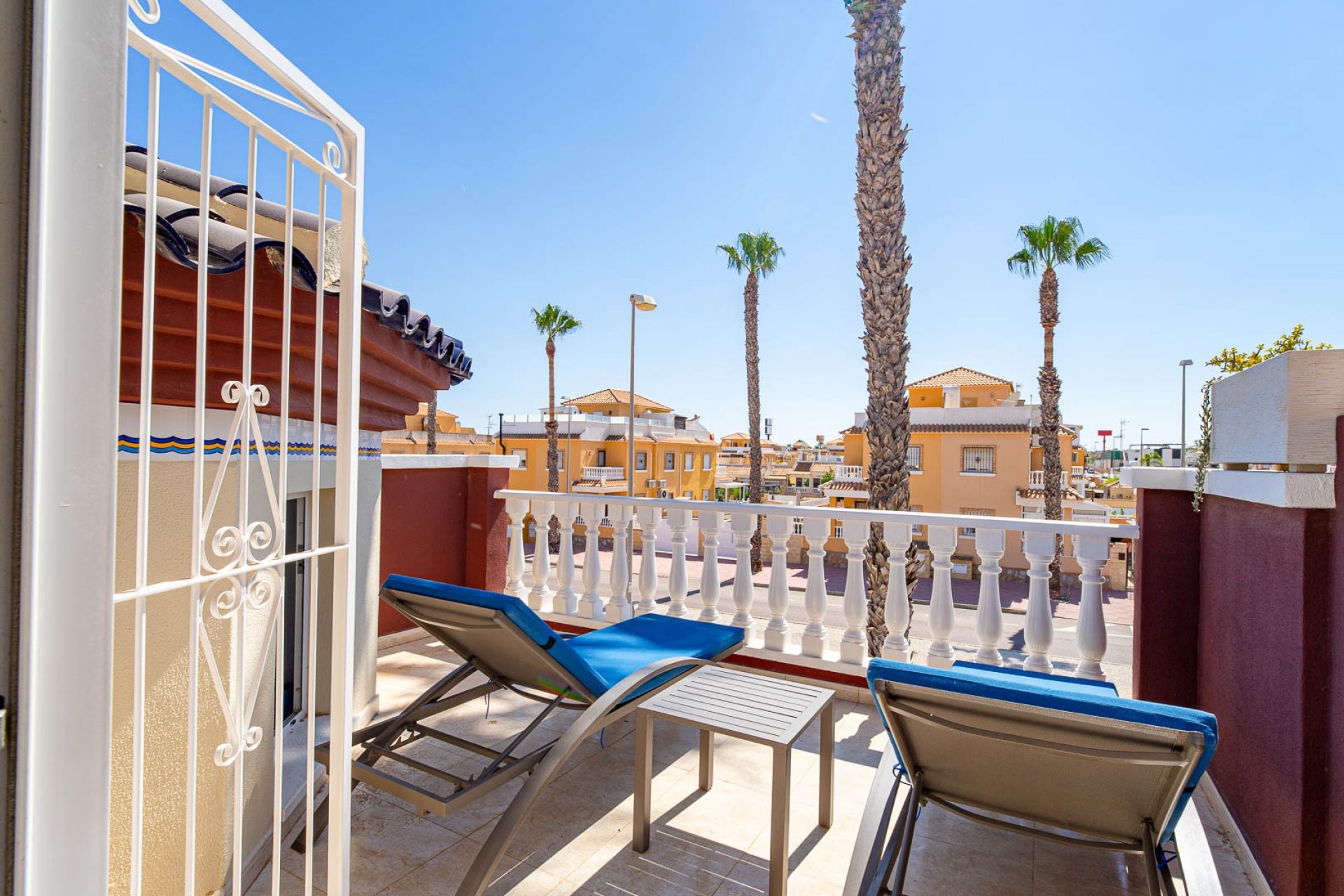 Resale - Townhouse * - Ciudad Quesada * - Doña Pepa *