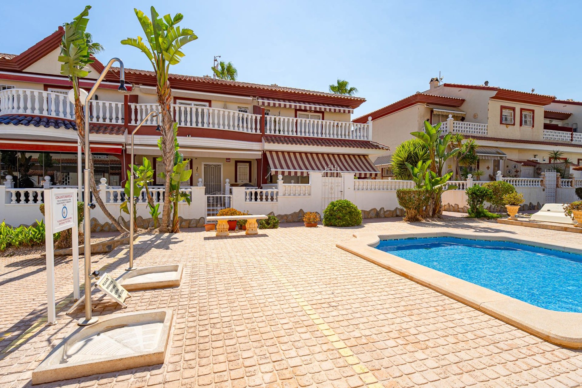 Resale - Townhouse * - Ciudad Quesada * - Doña Pepa *