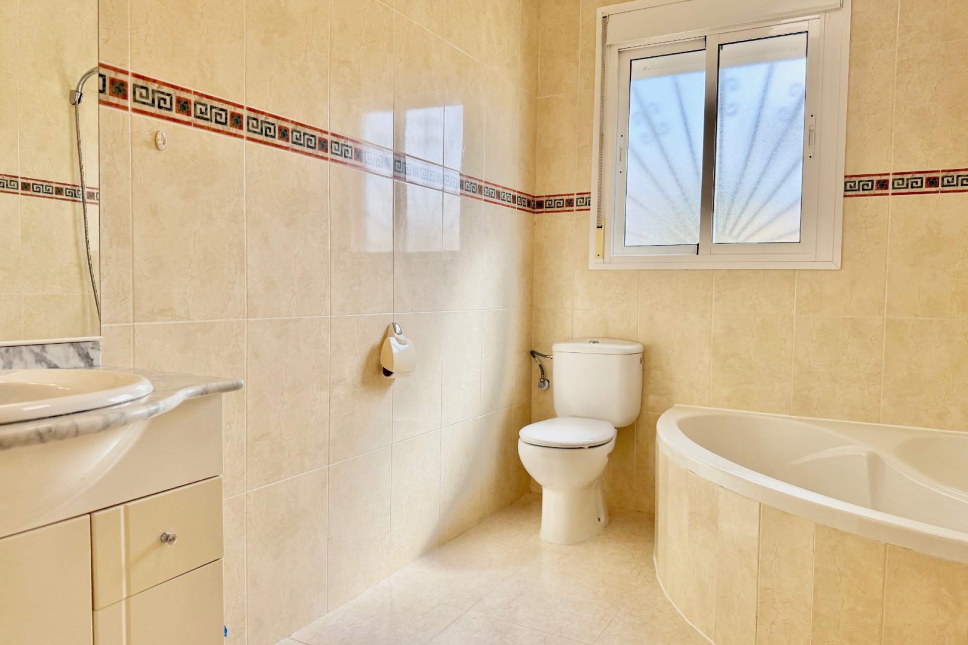 Resale - Townhouse * - Ciudad Quesada * - Doña Pepa *
