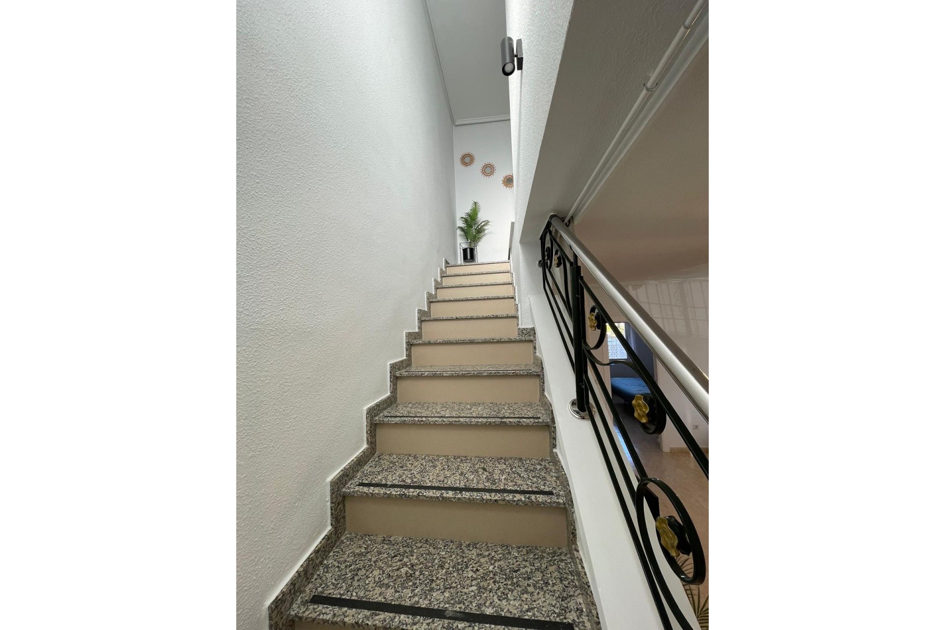 Resale - Townhouse * - Ciudad Quesada *