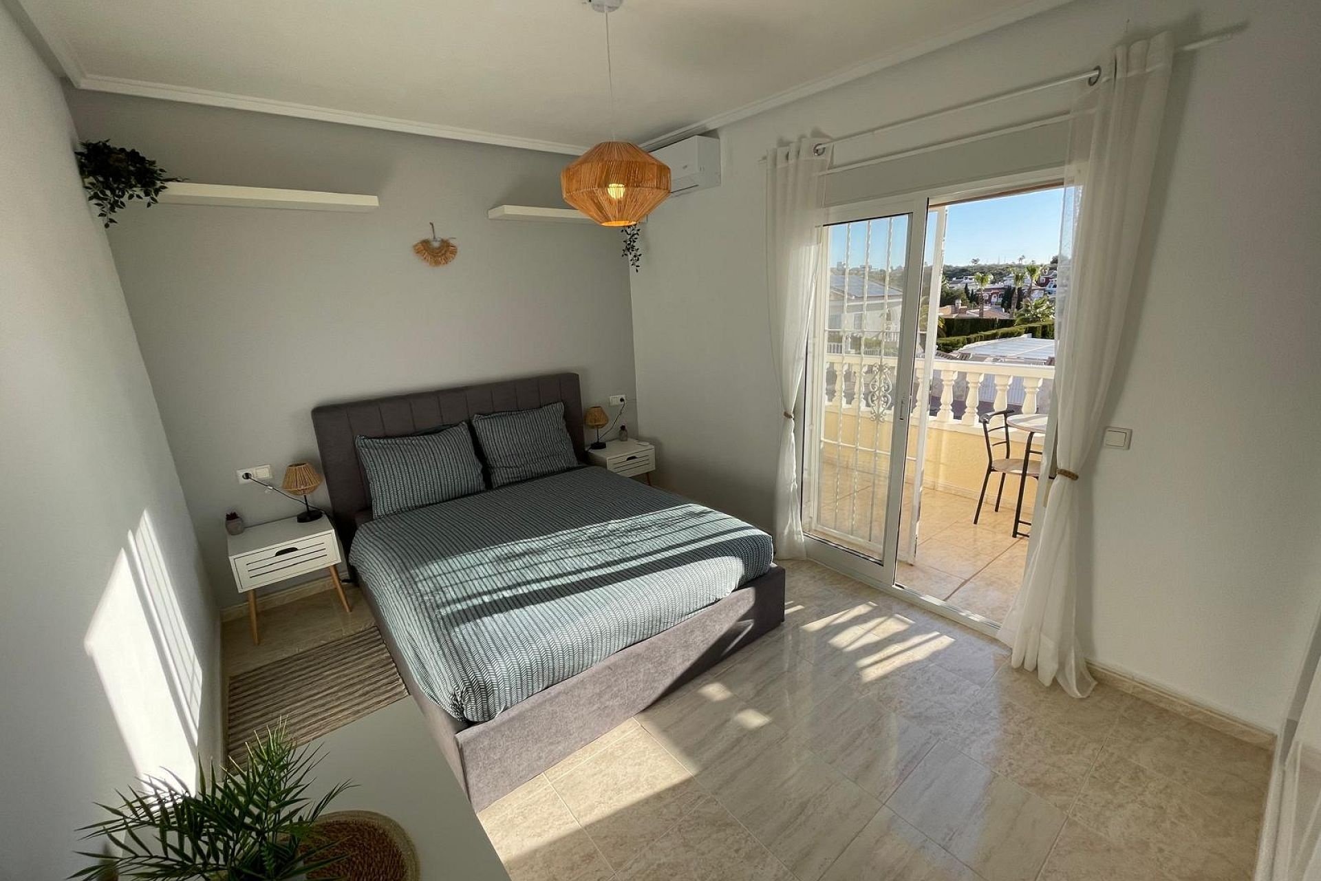 Resale - Townhouse * - Ciudad Quesada *