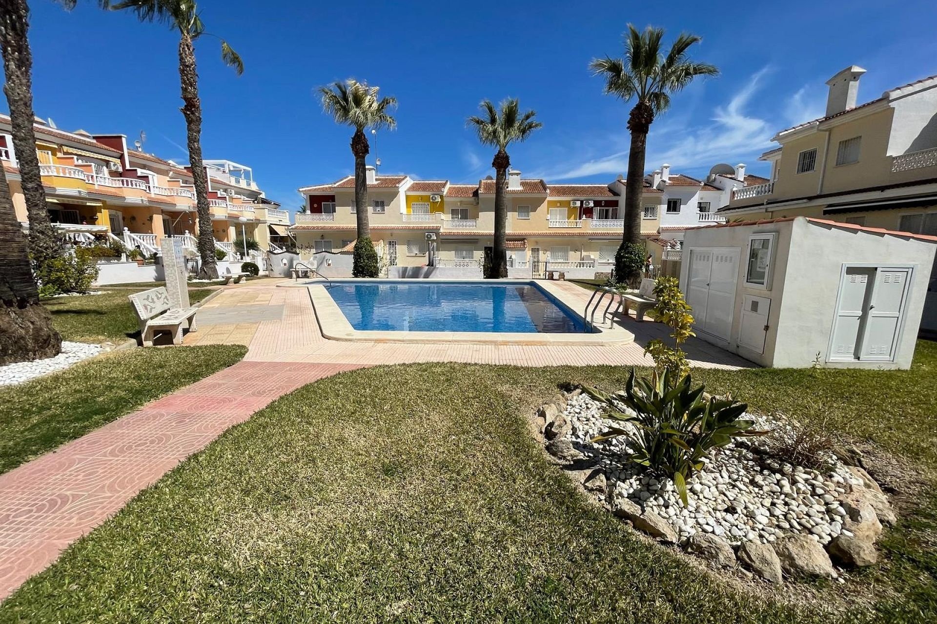 Resale - Townhouse * - Ciudad Quesada *