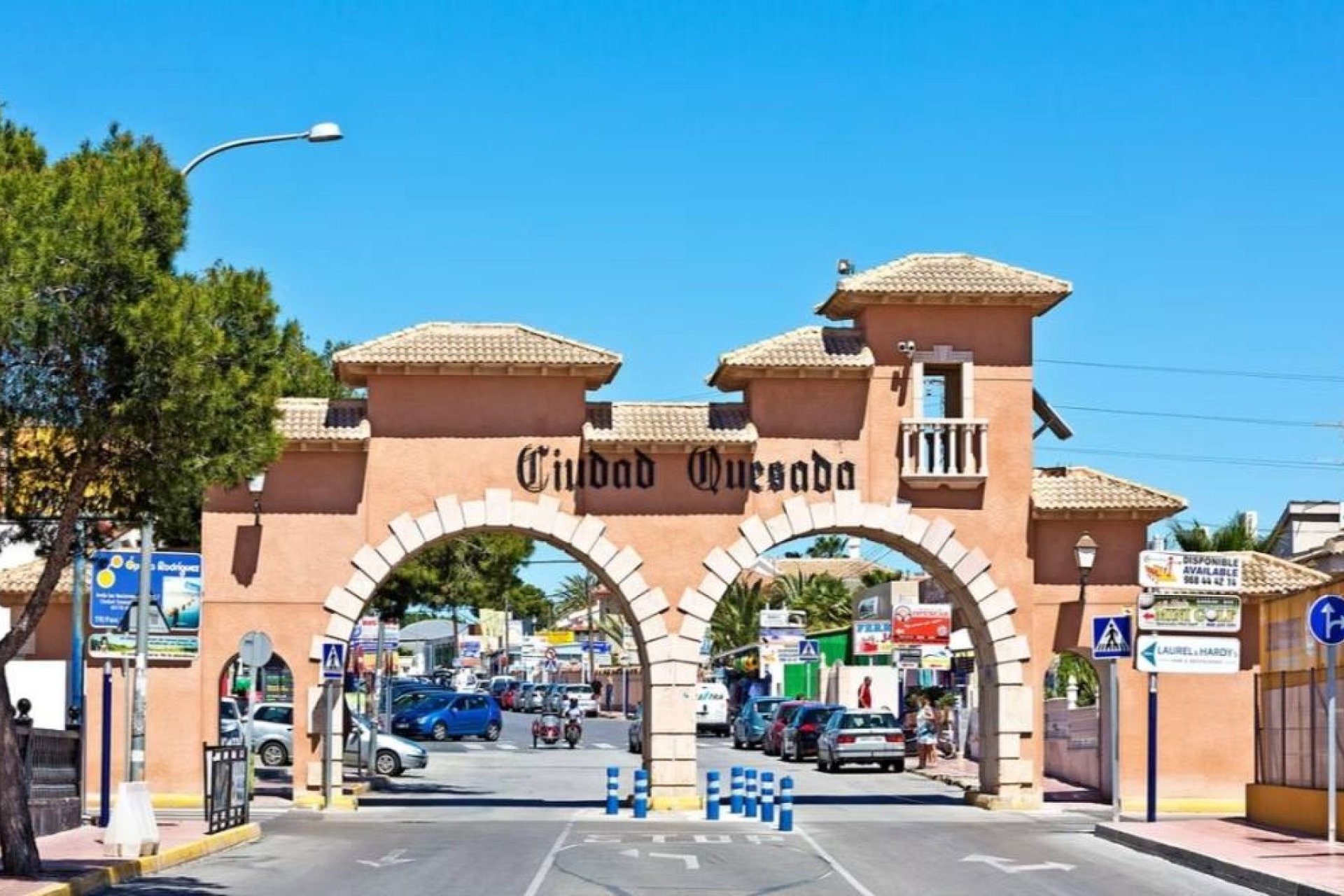 Resale - Townhouse * - Ciudad Quesada *