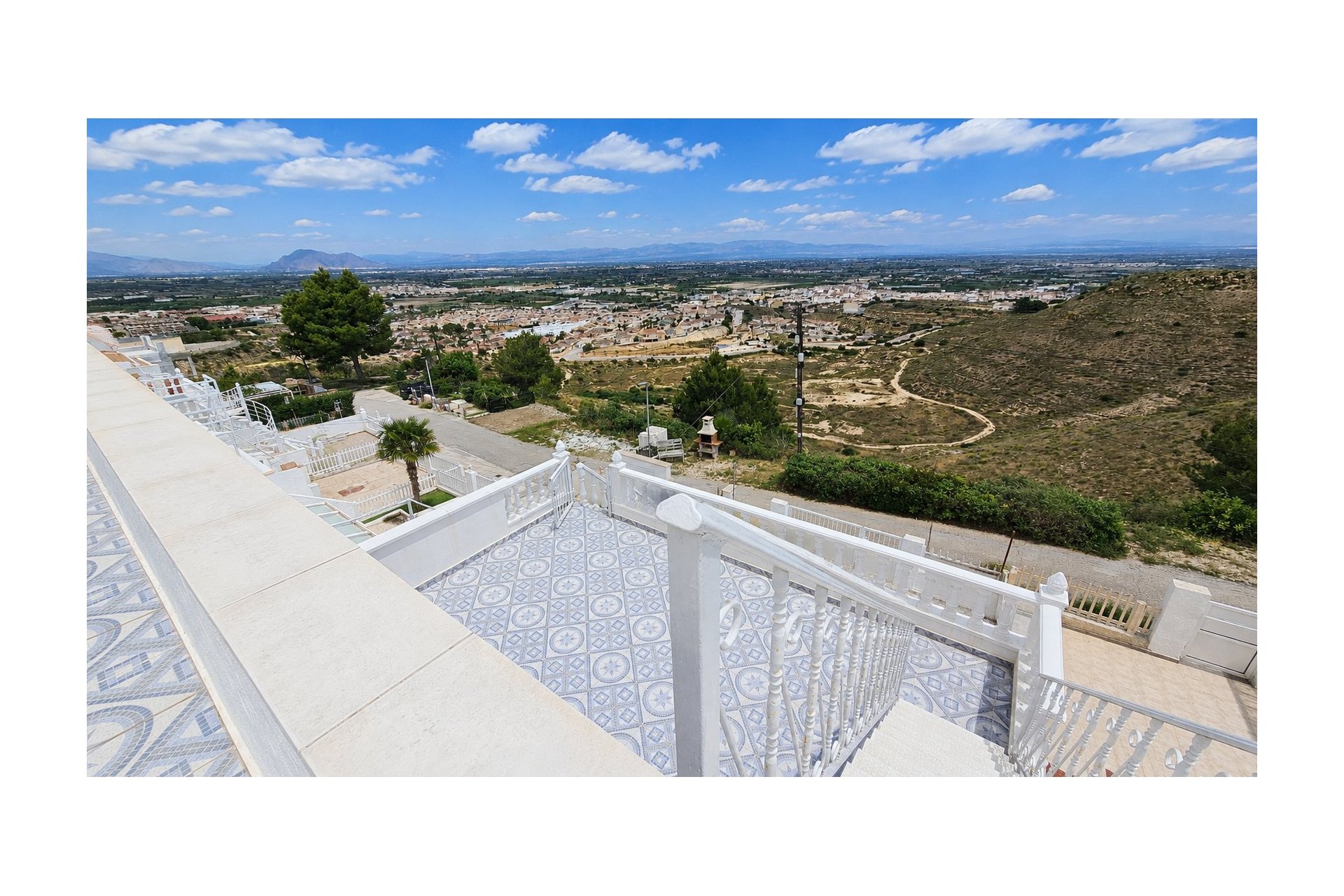 Resale - Townhouse * - Ciudad Quesada *