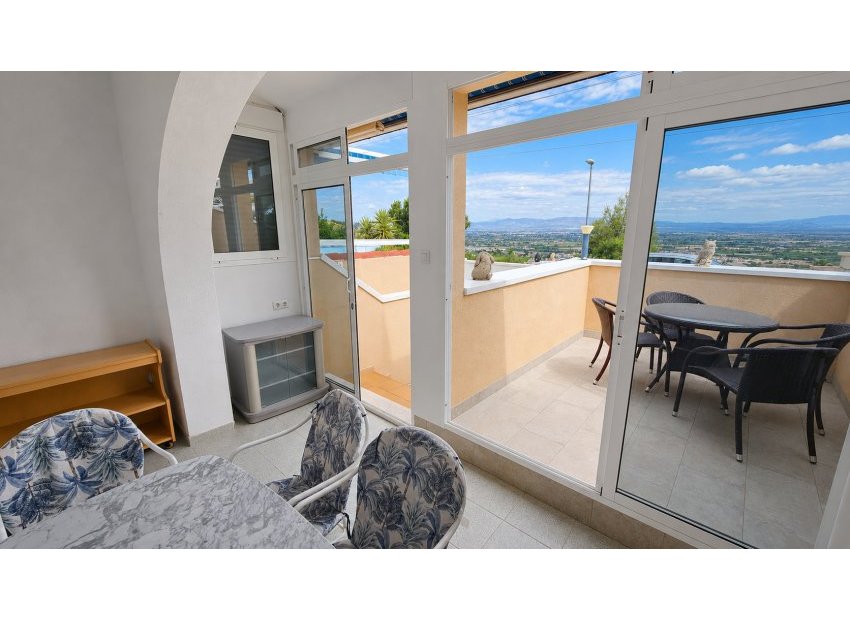 Resale - Townhouse * - Ciudad Quesada *