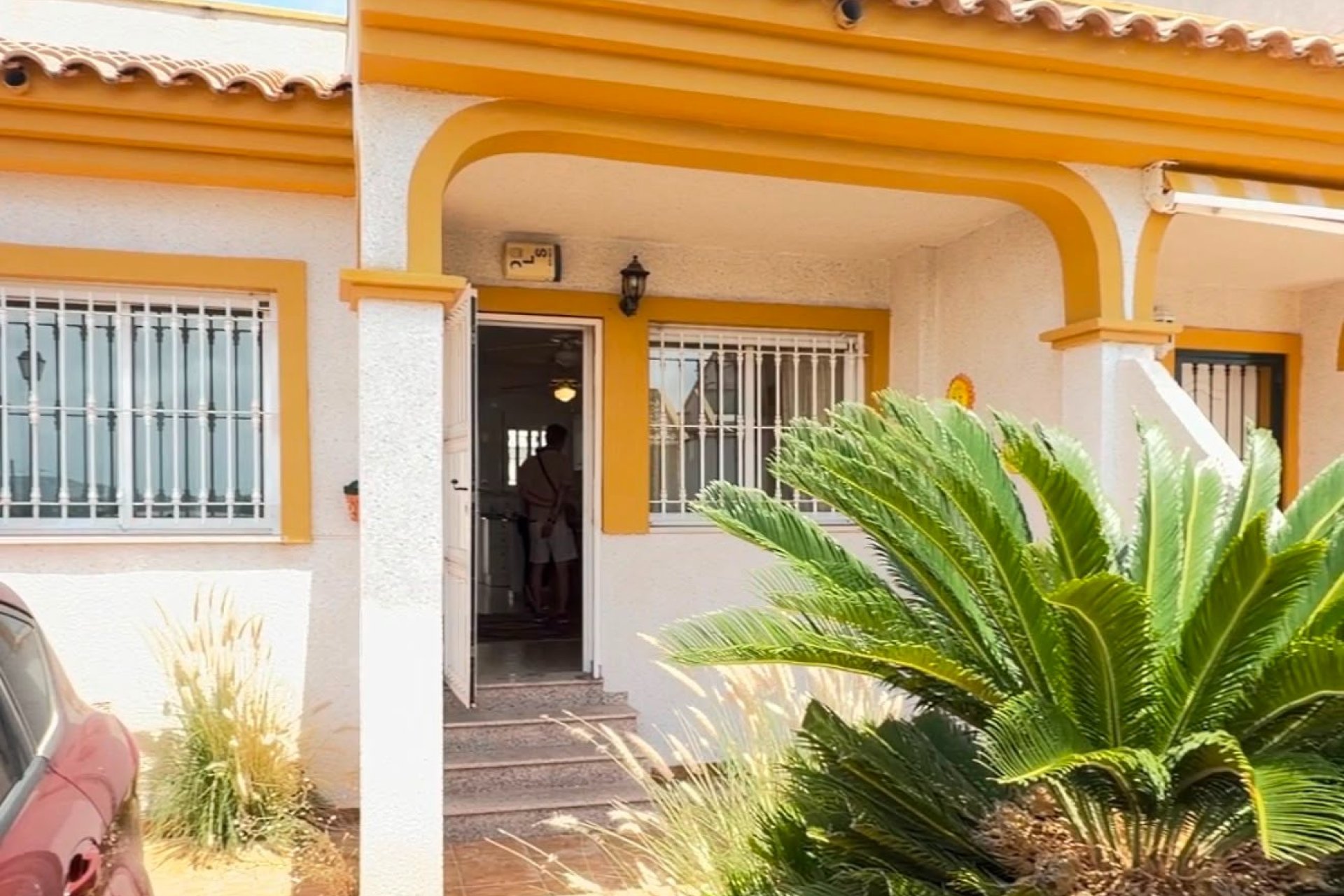 Resale - Townhouse * - Daya Nueva *