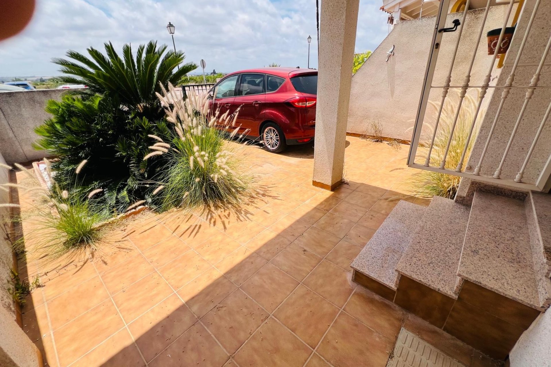 Resale - Townhouse * - Daya Nueva *