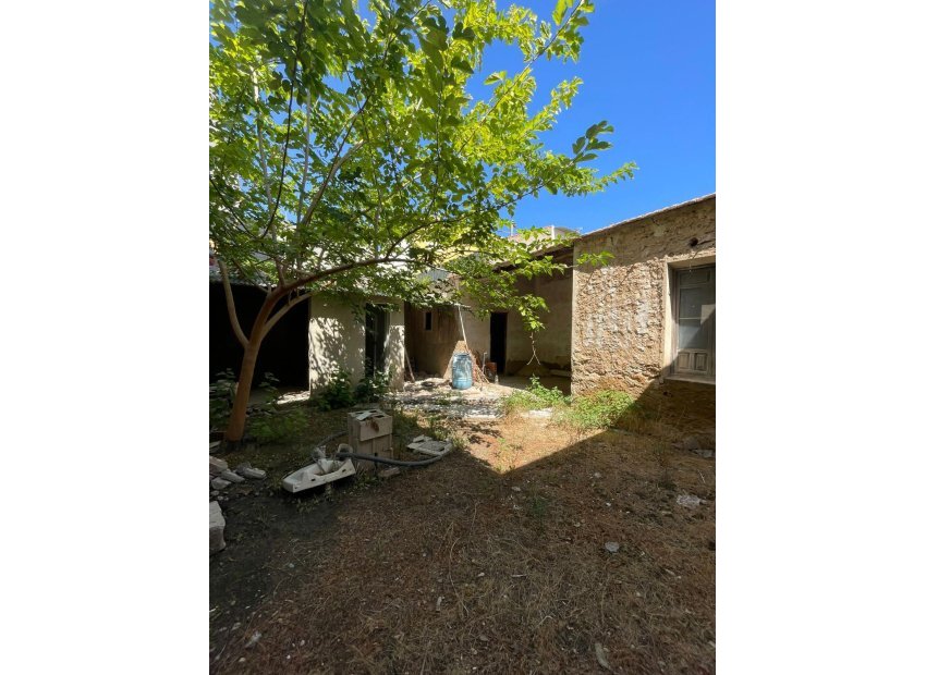 Resale - Townhouse * - Formentera del Segura * - Casco urbano