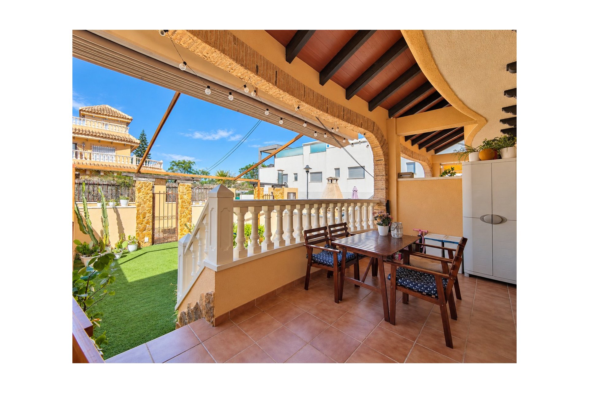 Resale - Townhouse * - Guardamar del Segura * - Center - El Raso