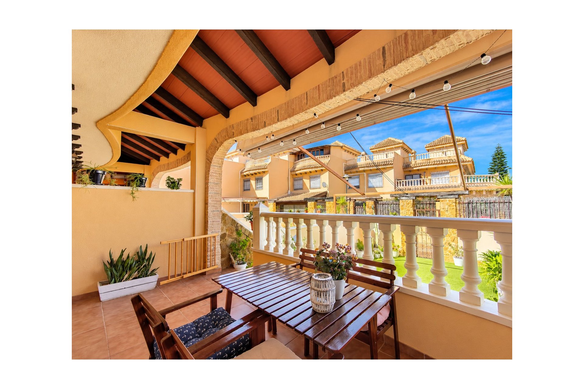 Resale - Townhouse * - Guardamar del Segura * - Center - El Raso