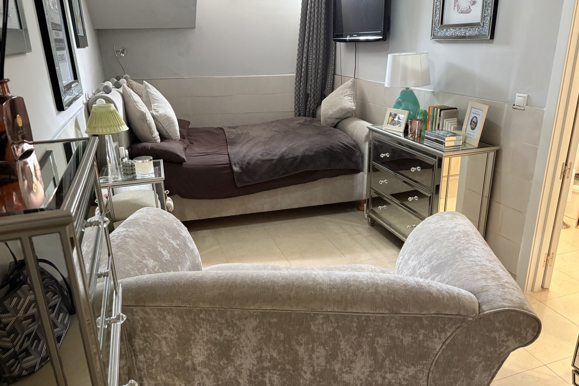 Resale - Townhouse * - Heredades *