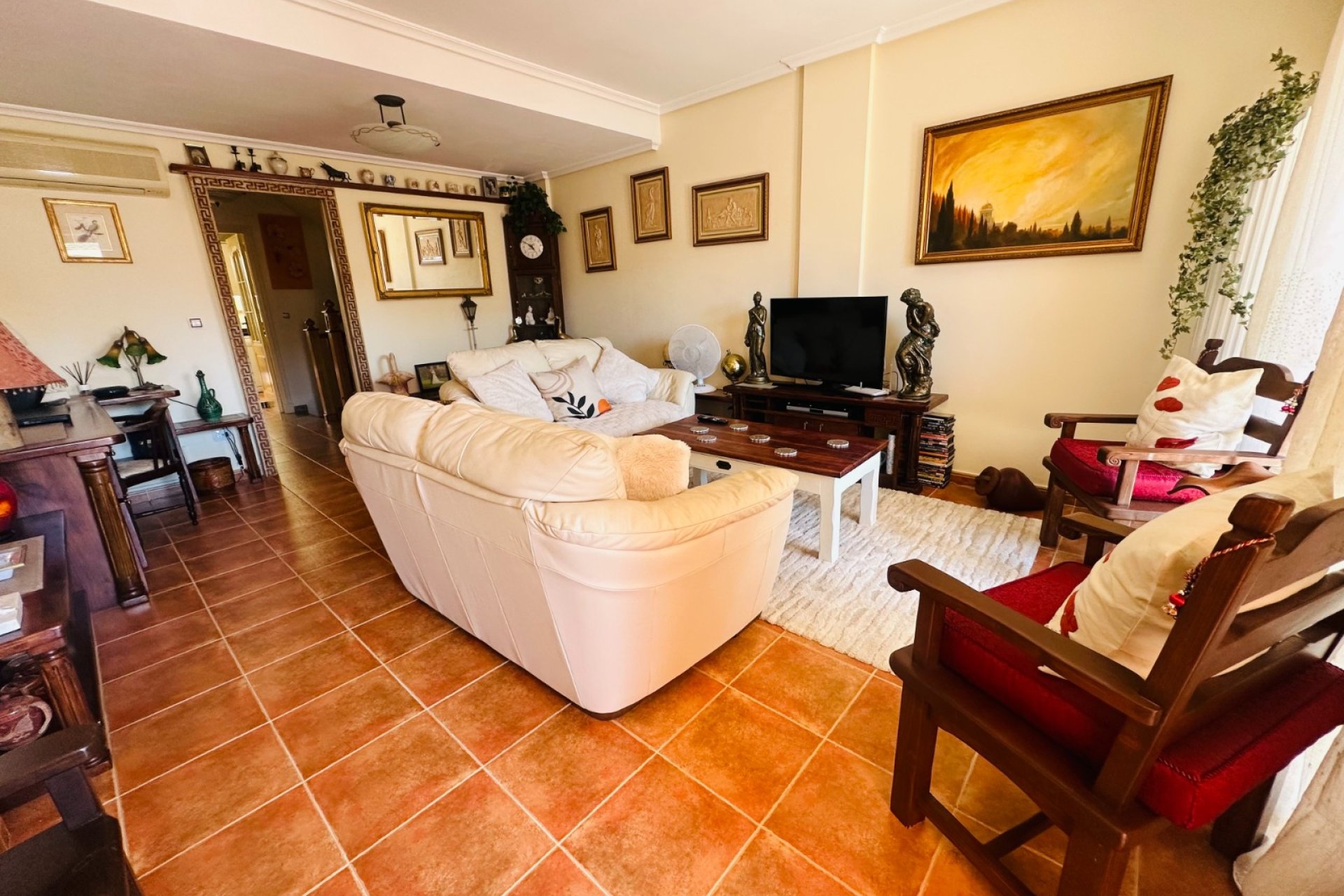Resale - Townhouse * - Jacarilla *