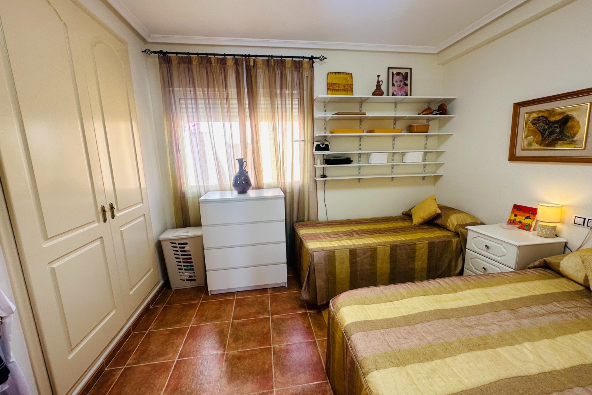 Resale - Townhouse * - Jacarilla *