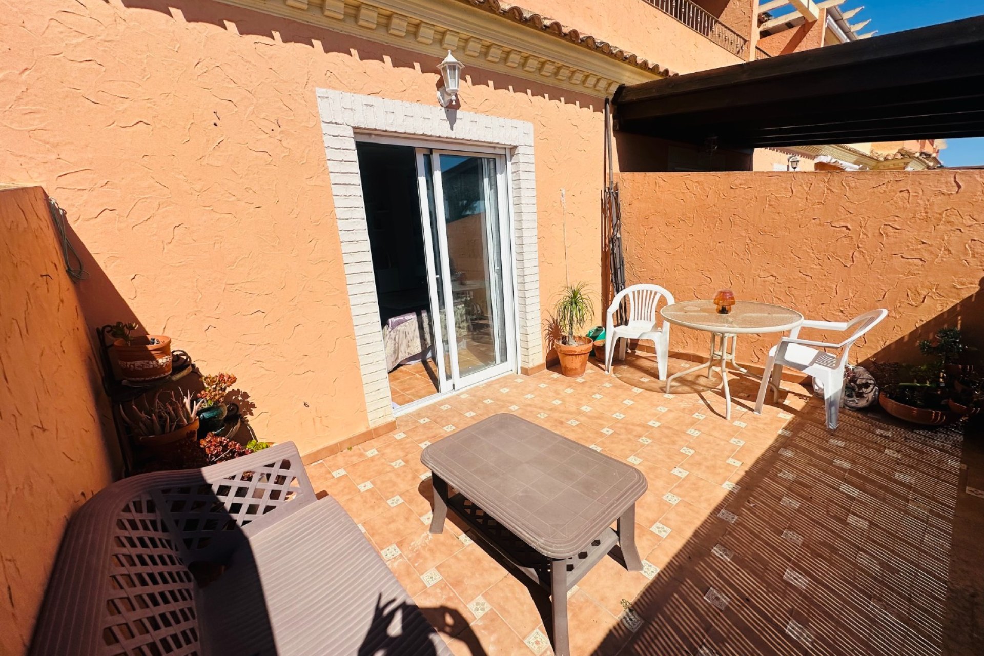 Resale - Townhouse * - Jacarilla *