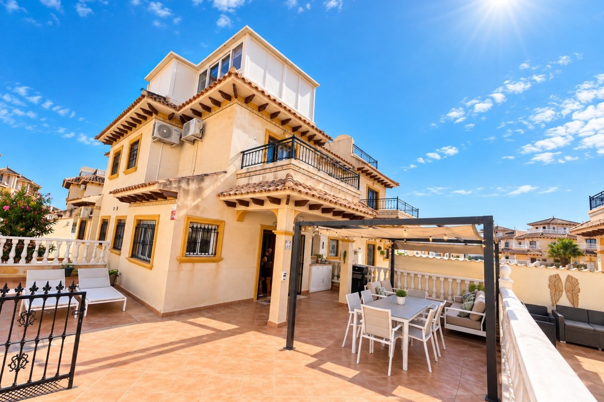 Resale - Townhouse * - La Zenia *