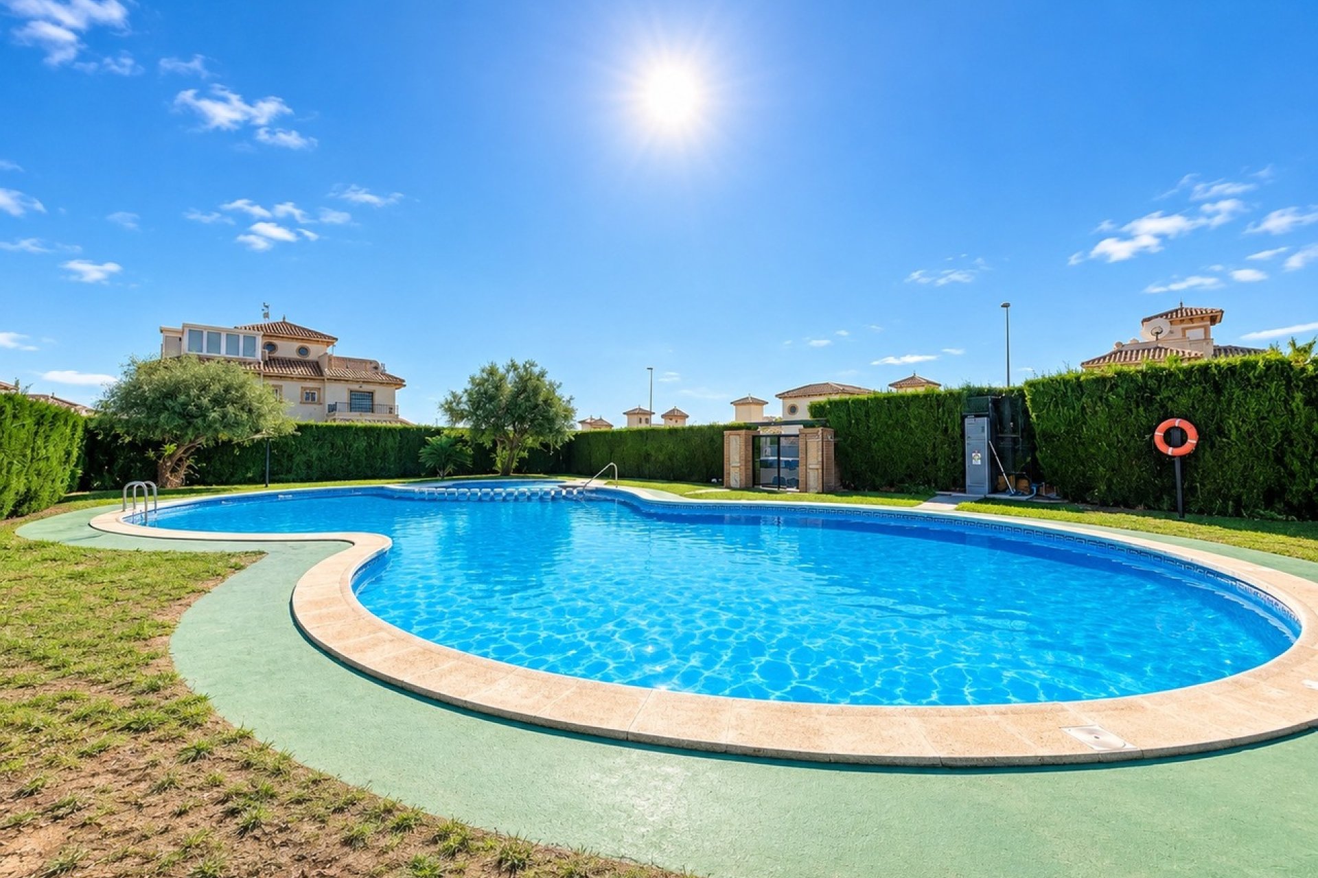 Resale - Townhouse * - La Zenia *
