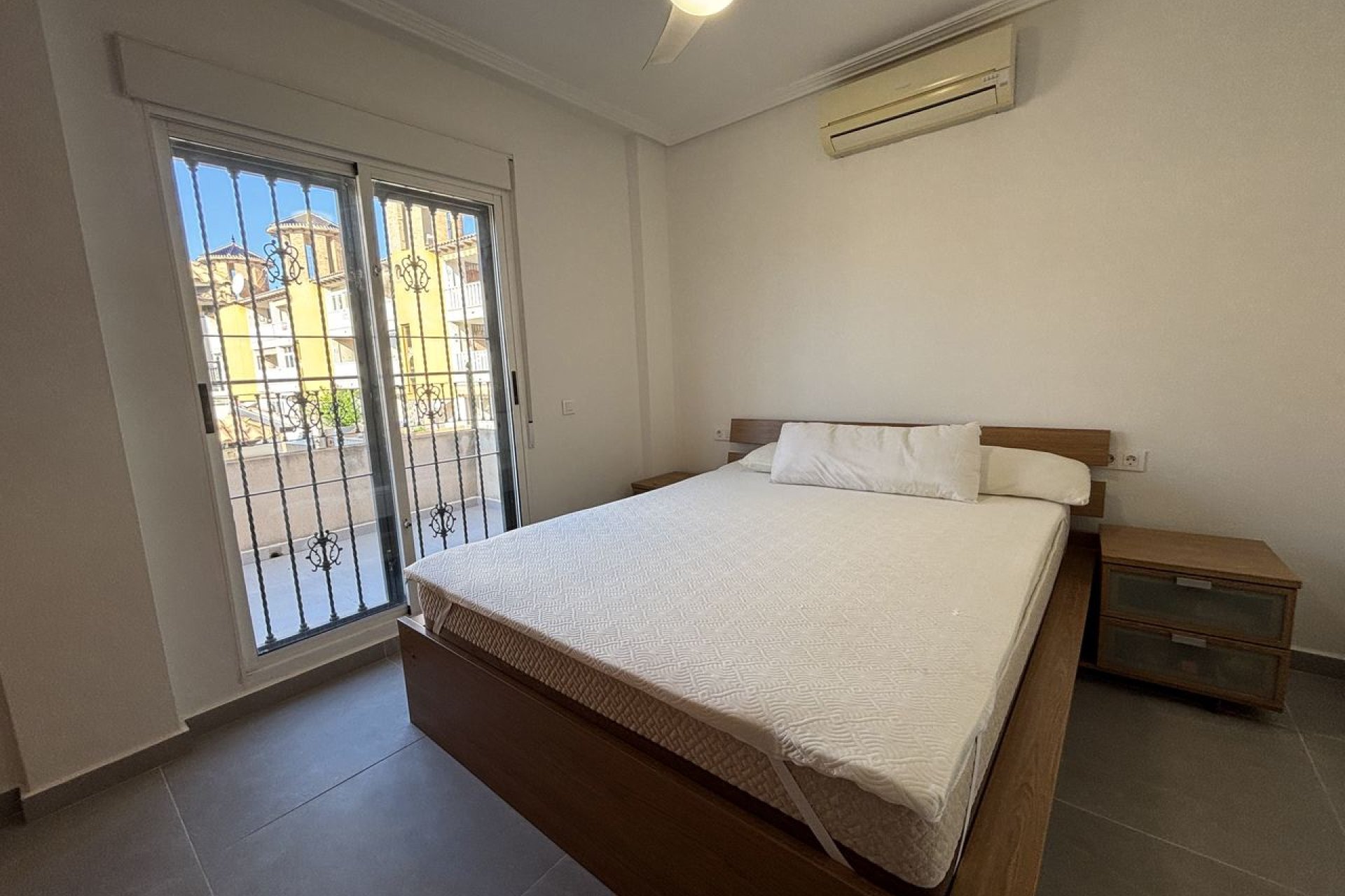 Resale - Townhouse * - La Zenia *