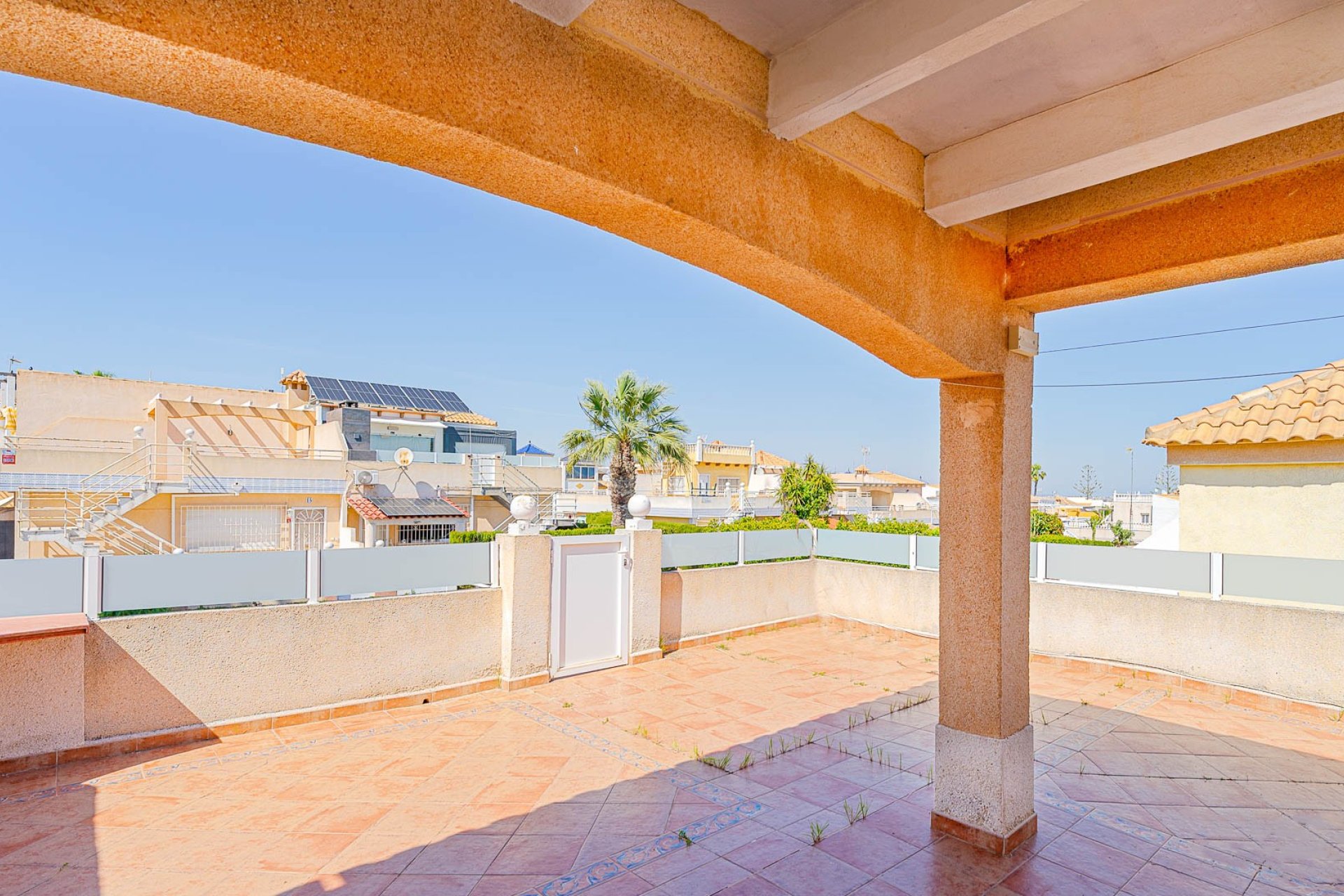 Resale - Townhouse * - Los Altos *