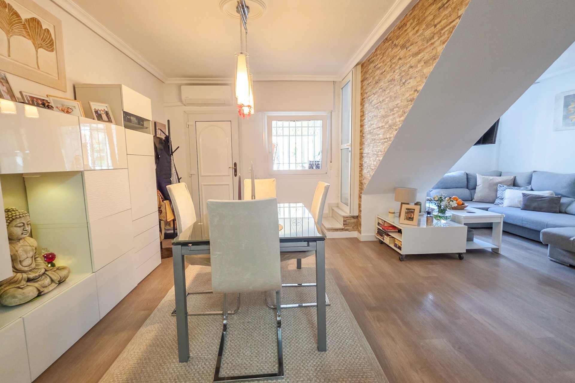Resale - Townhouse * - Los Balcones *