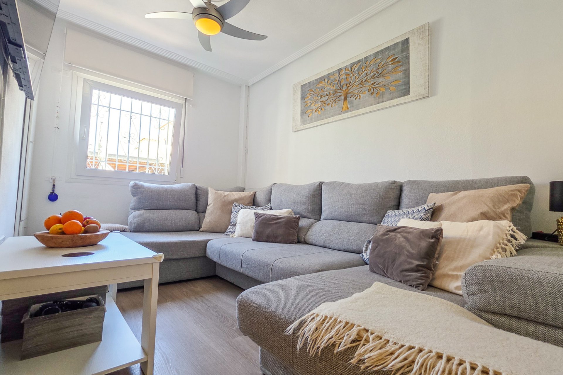 Resale - Townhouse * - Los Balcones *