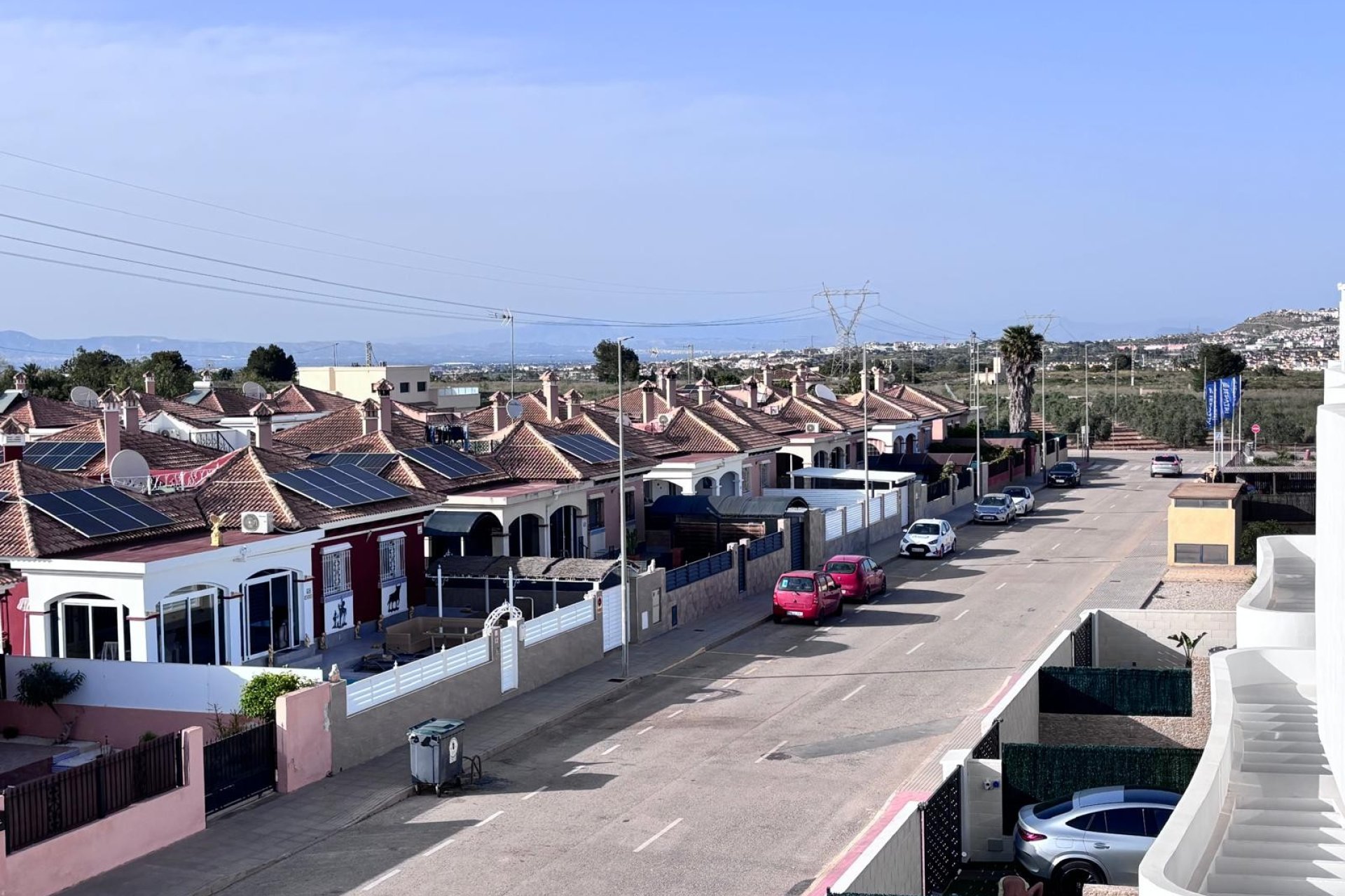 Resale - Townhouse * - Los Montesinos * - La Herada