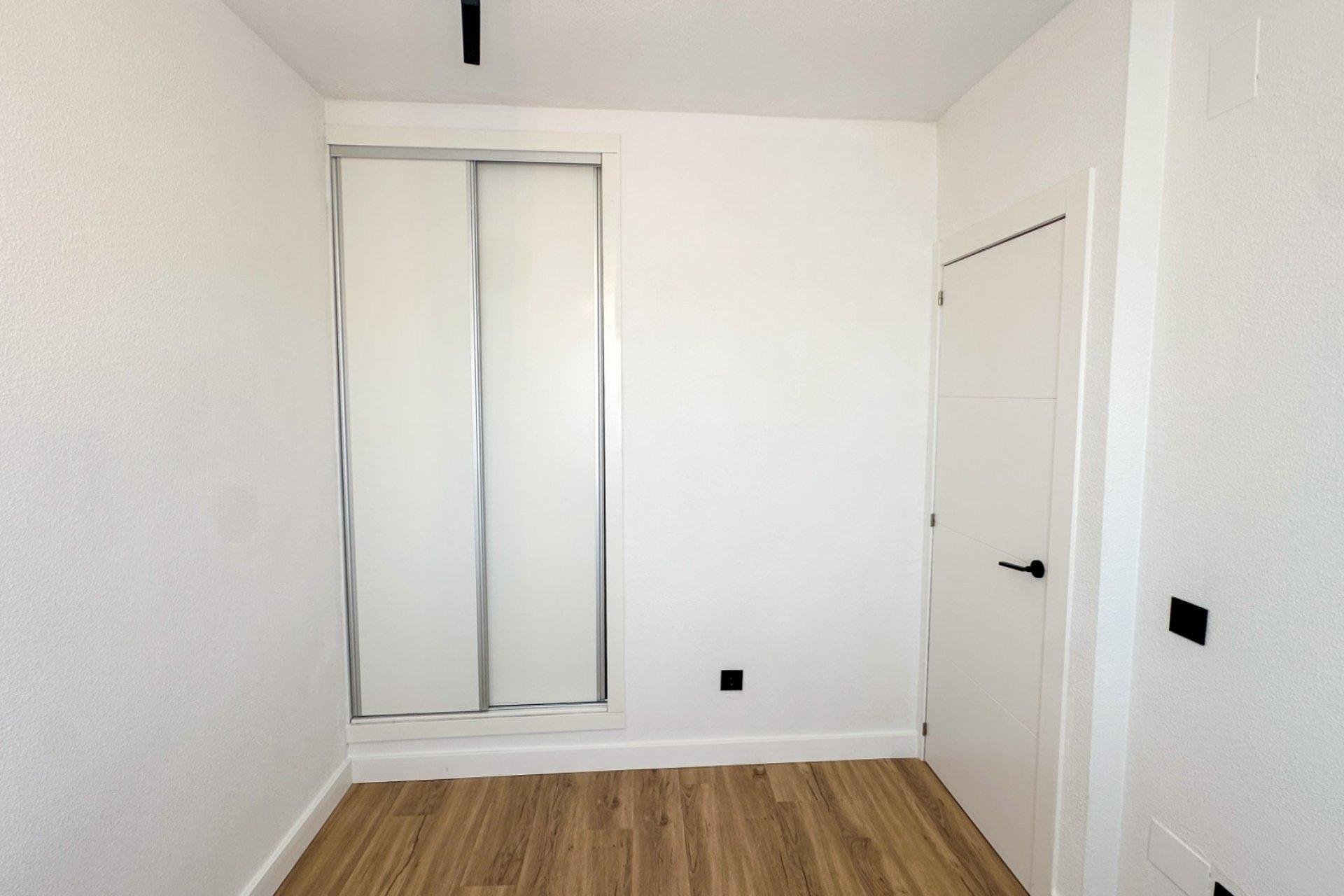 Resale - Townhouse * - Orihuela Costa * - Cabo Roig *