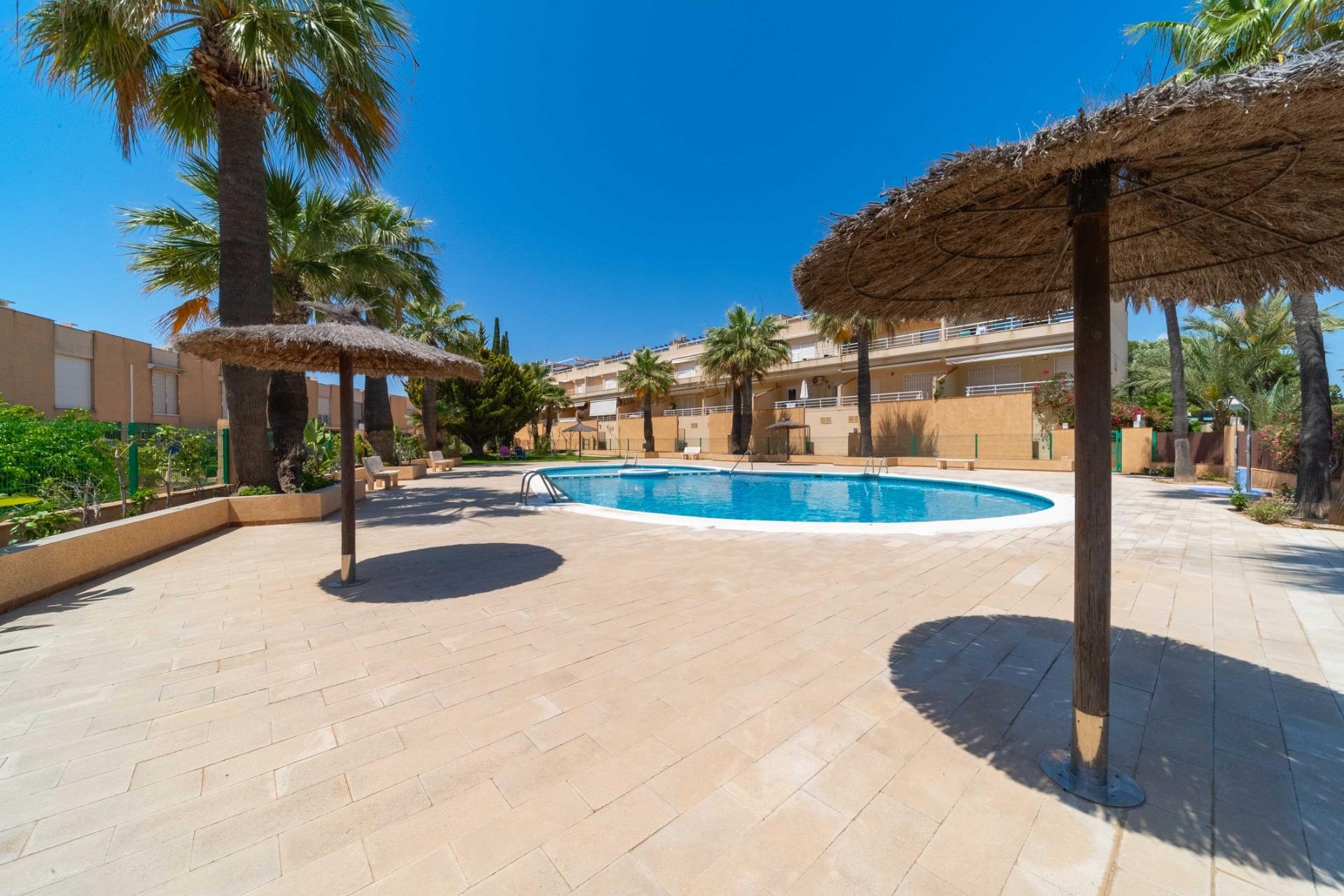 Resale - Townhouse * - Orihuela Costa * - Campoamor *