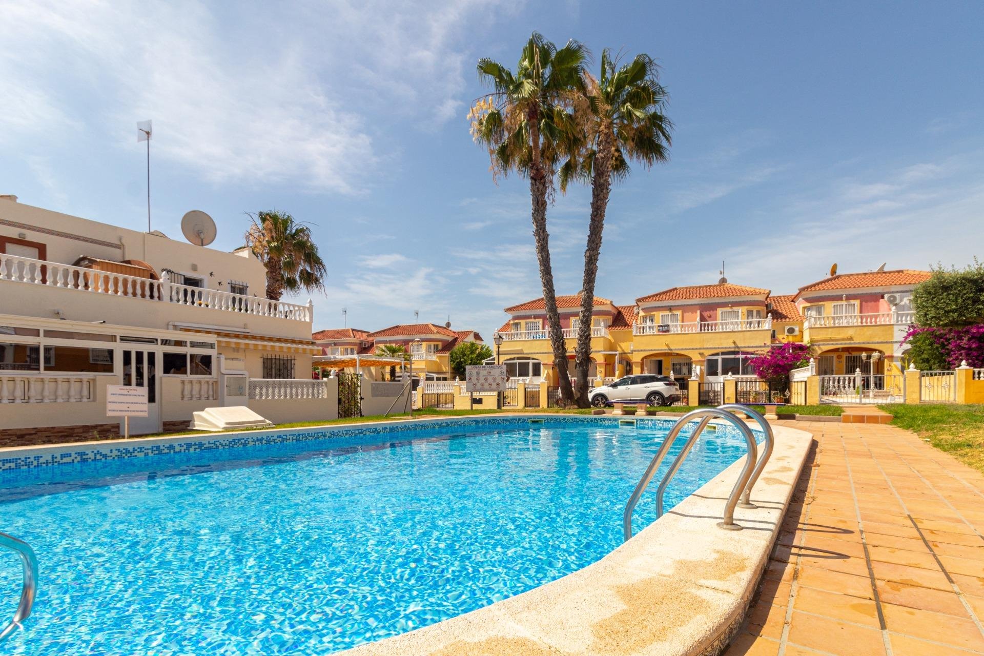 Resale - Townhouse * - Orihuela Costa * - La Regia *