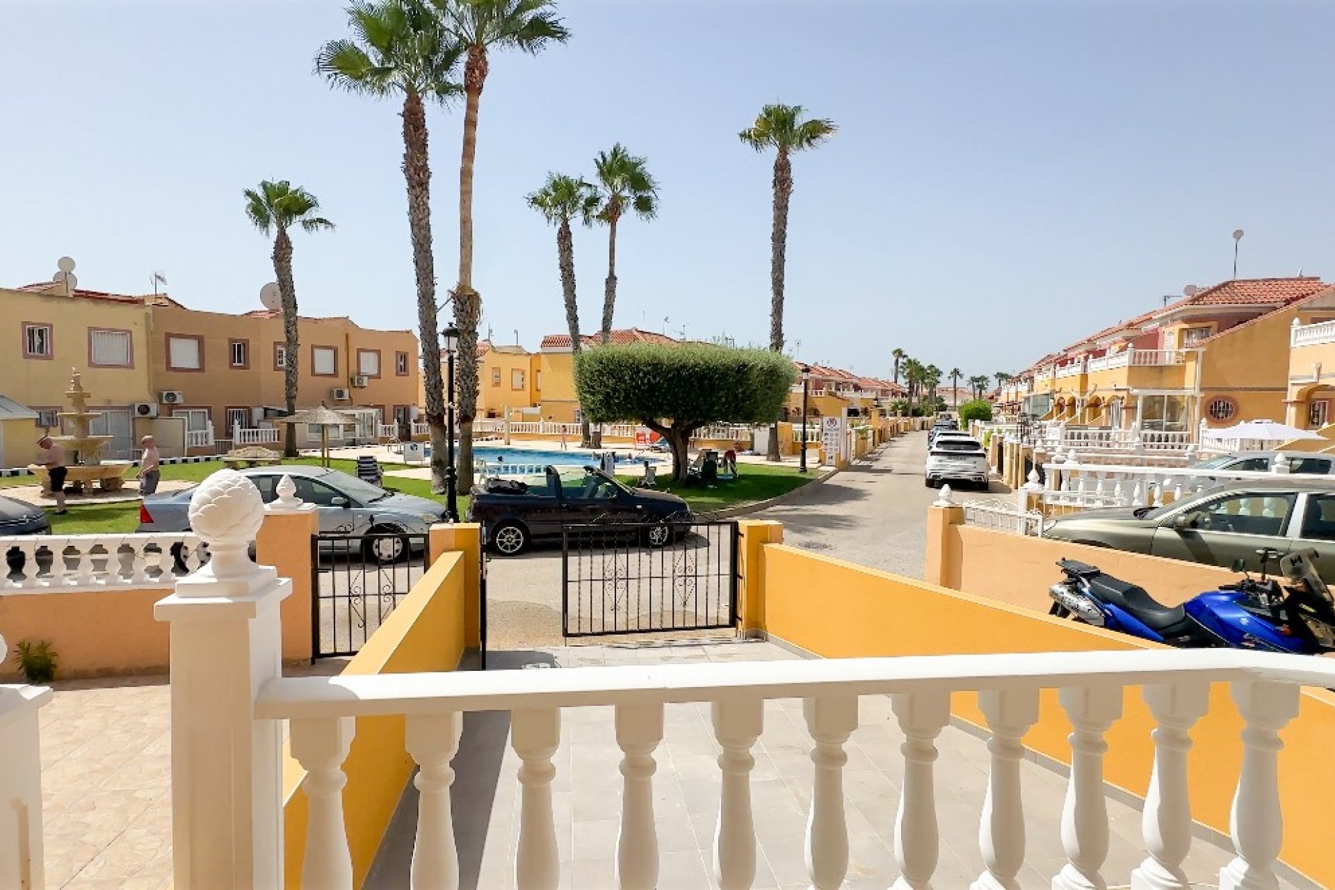 Resale - Townhouse * - Orihuela Costa * - La Regia *
