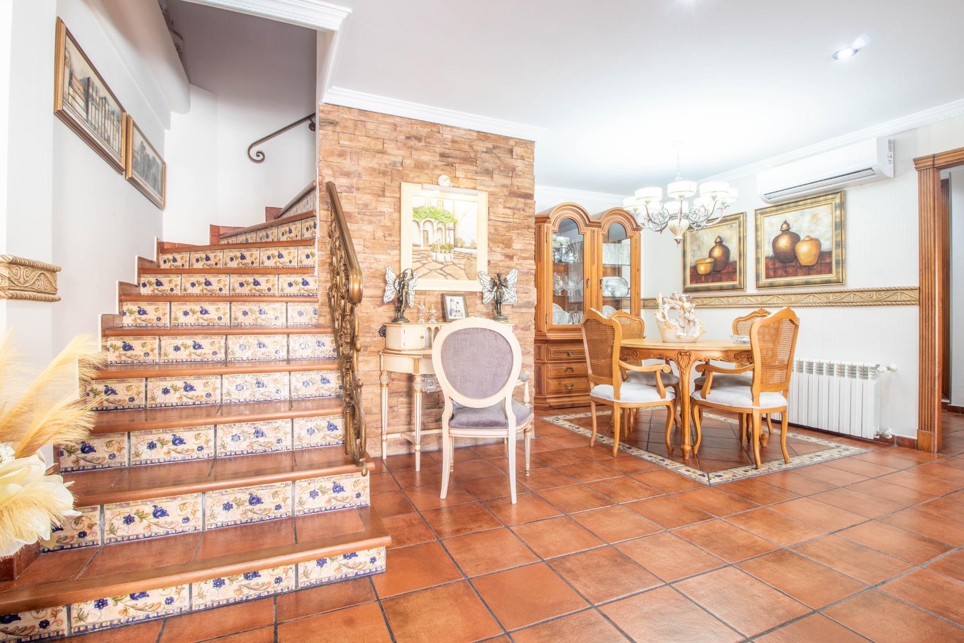 Resale - Townhouse * - Orihuela Costa - La Zenia *