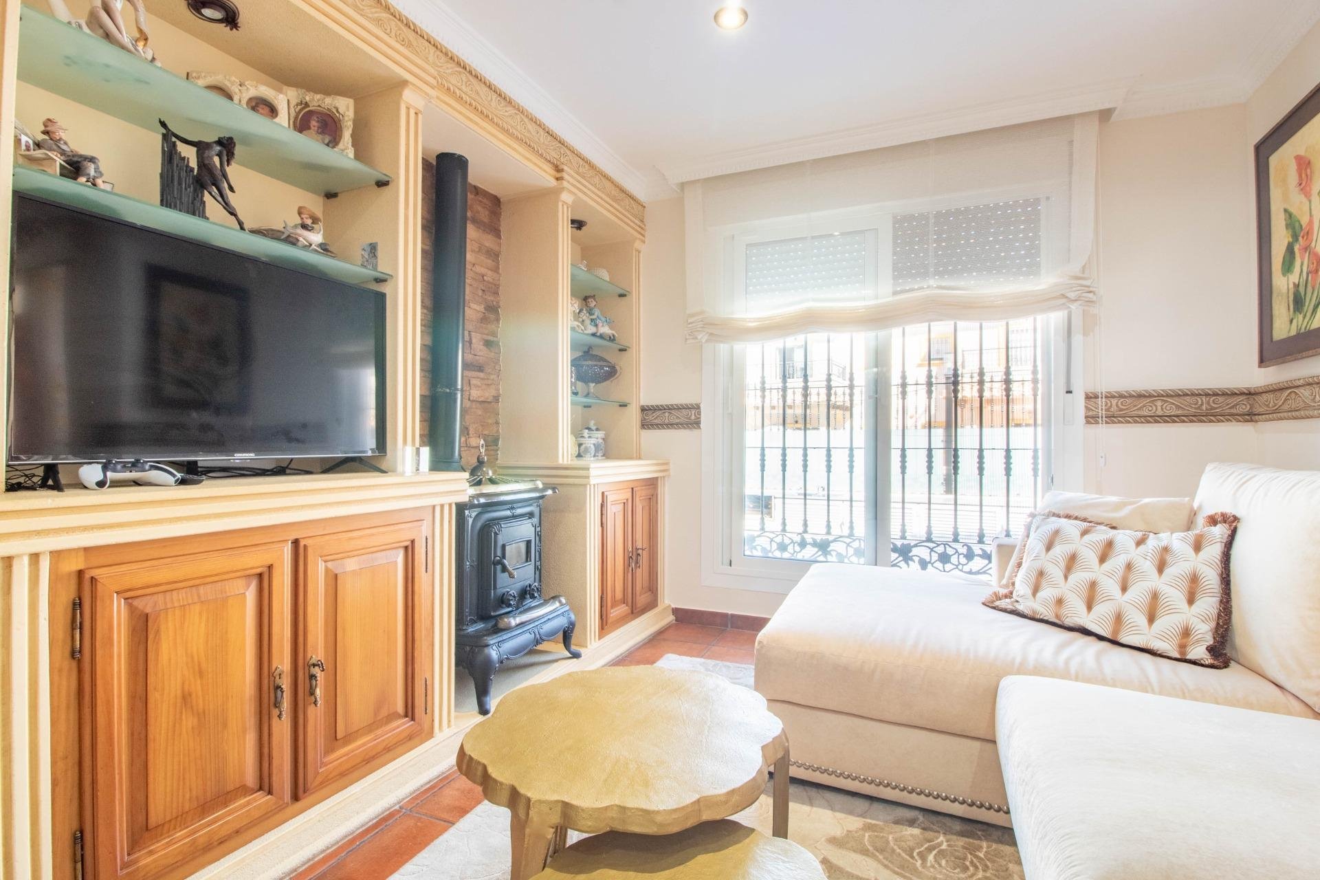 Resale - Townhouse * - Orihuela Costa - La Zenia *