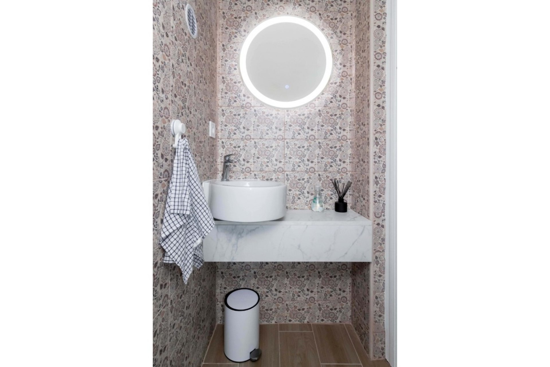 Resale - Townhouse * - Orihuela Costa * - La Zenia *