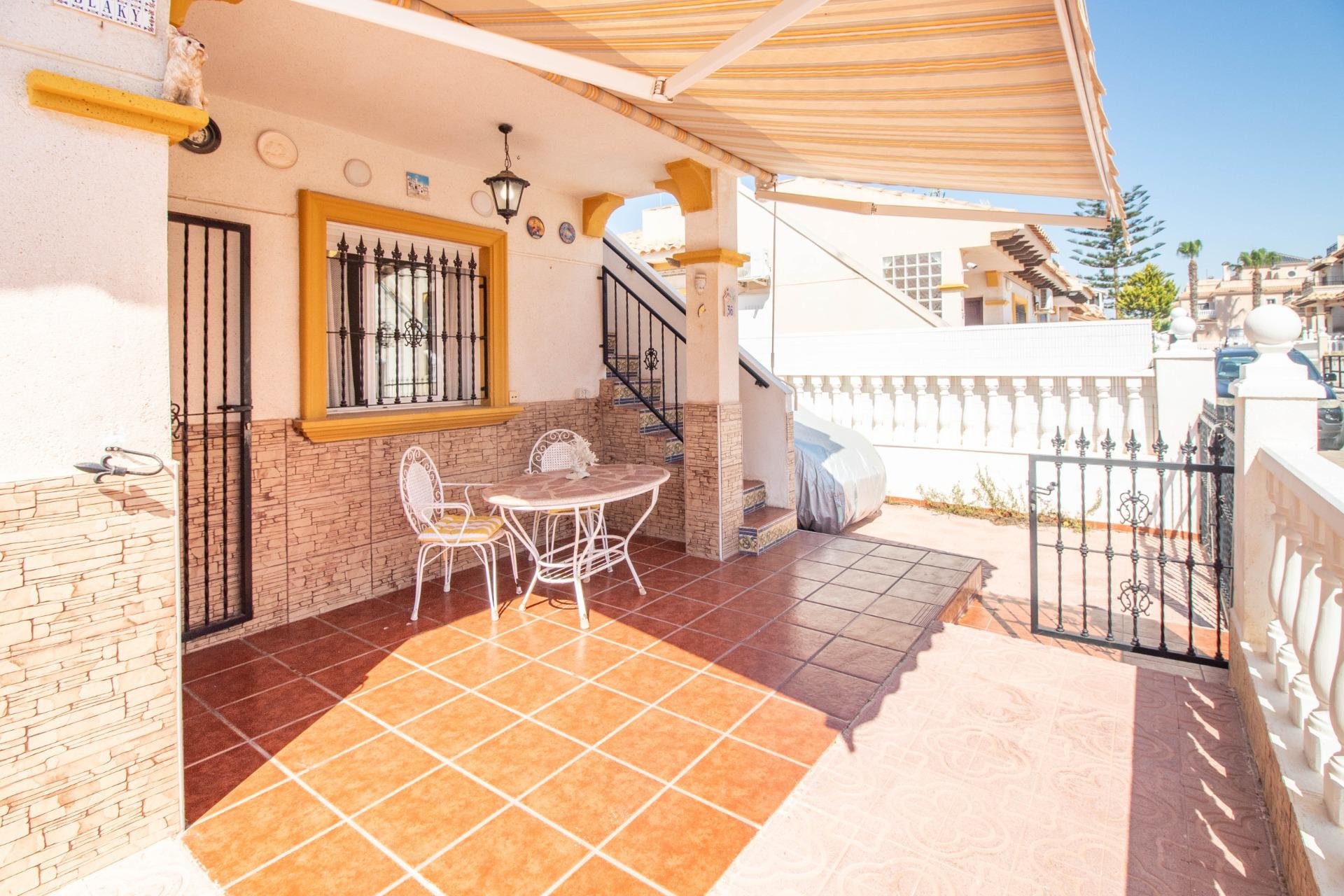 Resale - Townhouse * - Orihuela Costa * - La Zenia *