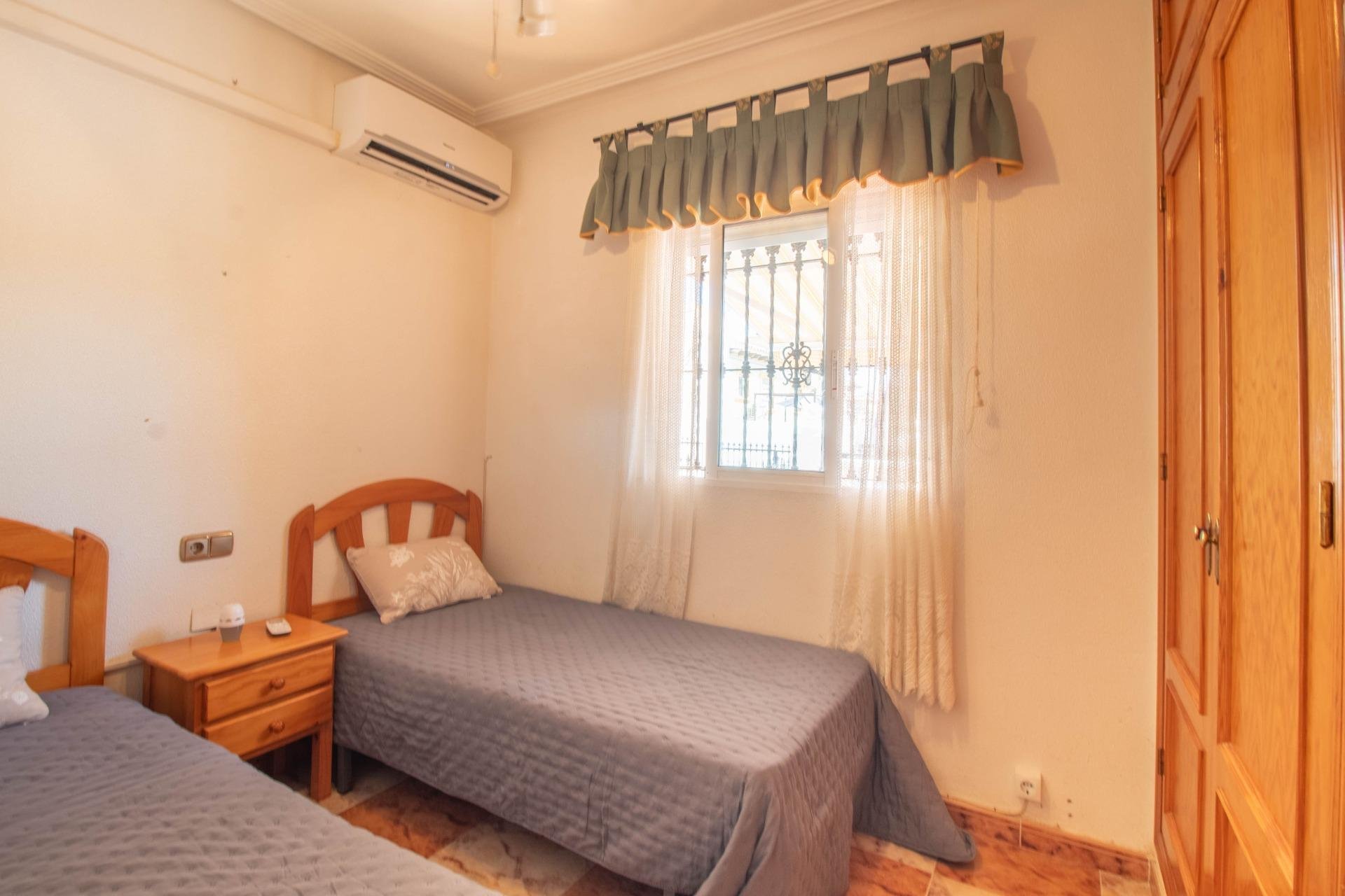 Resale - Townhouse * - Orihuela Costa * - La Zenia *