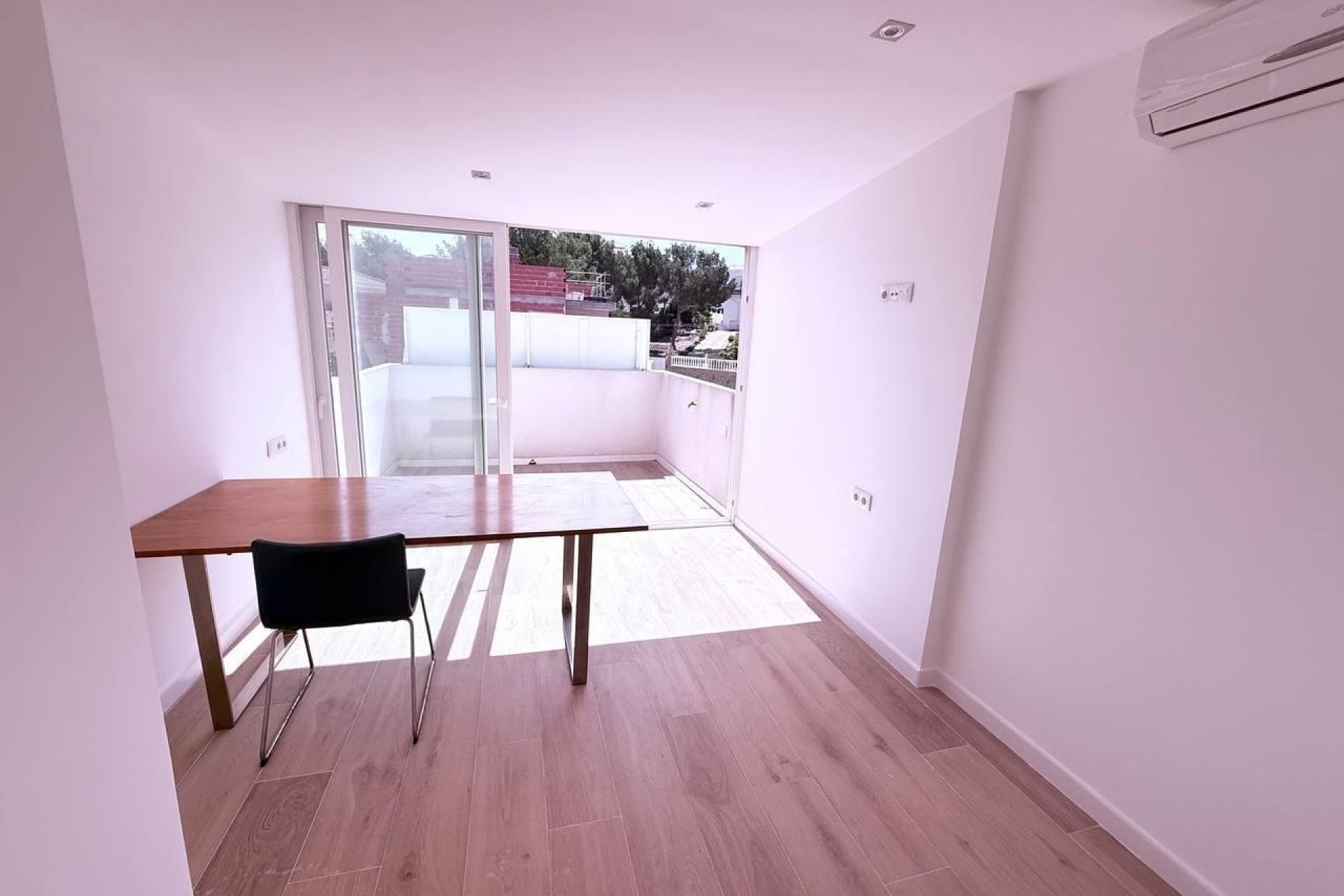 Resale - Townhouse * - Orihuela Costa * - Las Filipinas *