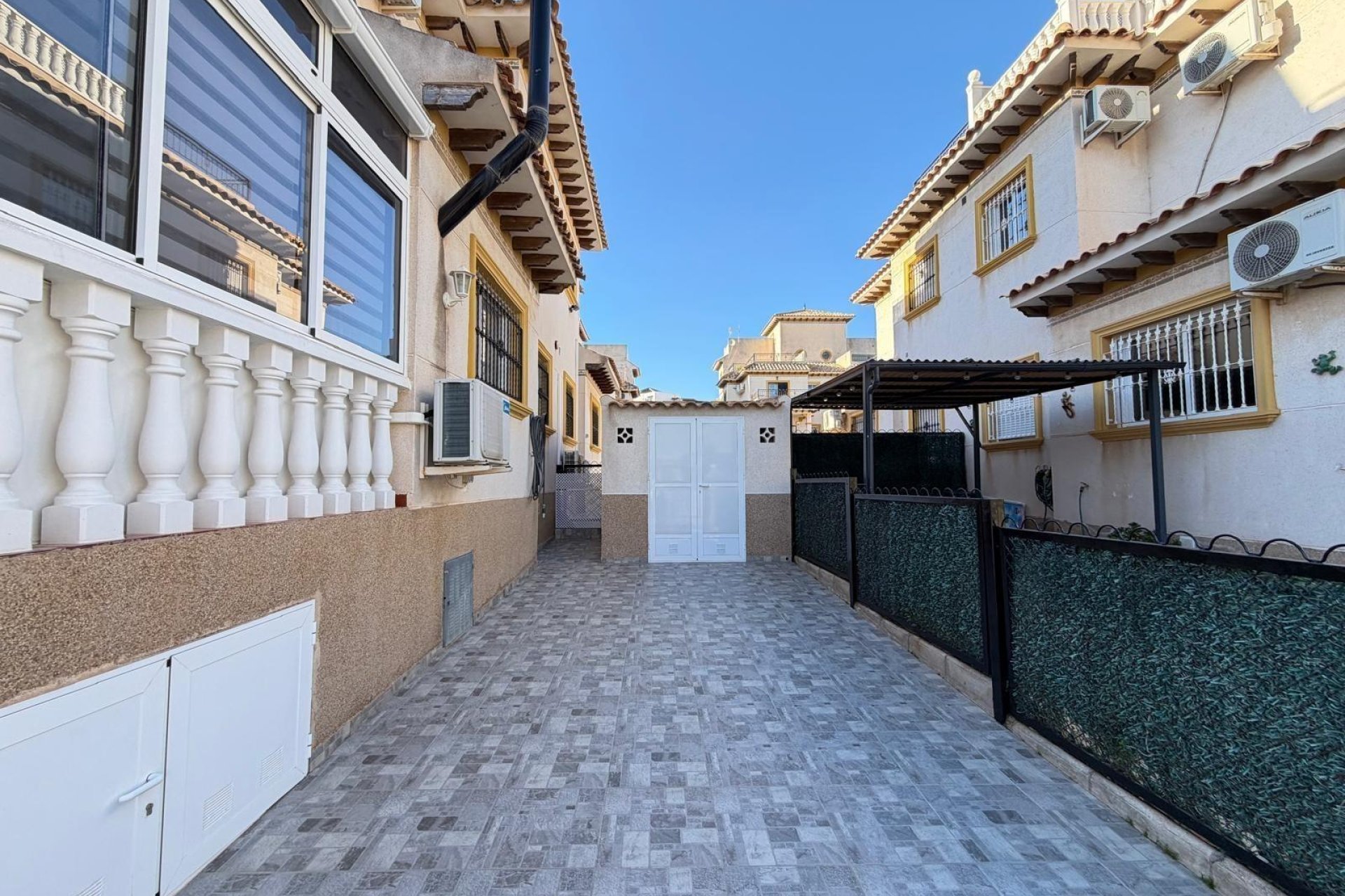Resale - Townhouse * - Orihuela Costa * - Las Filipinas *