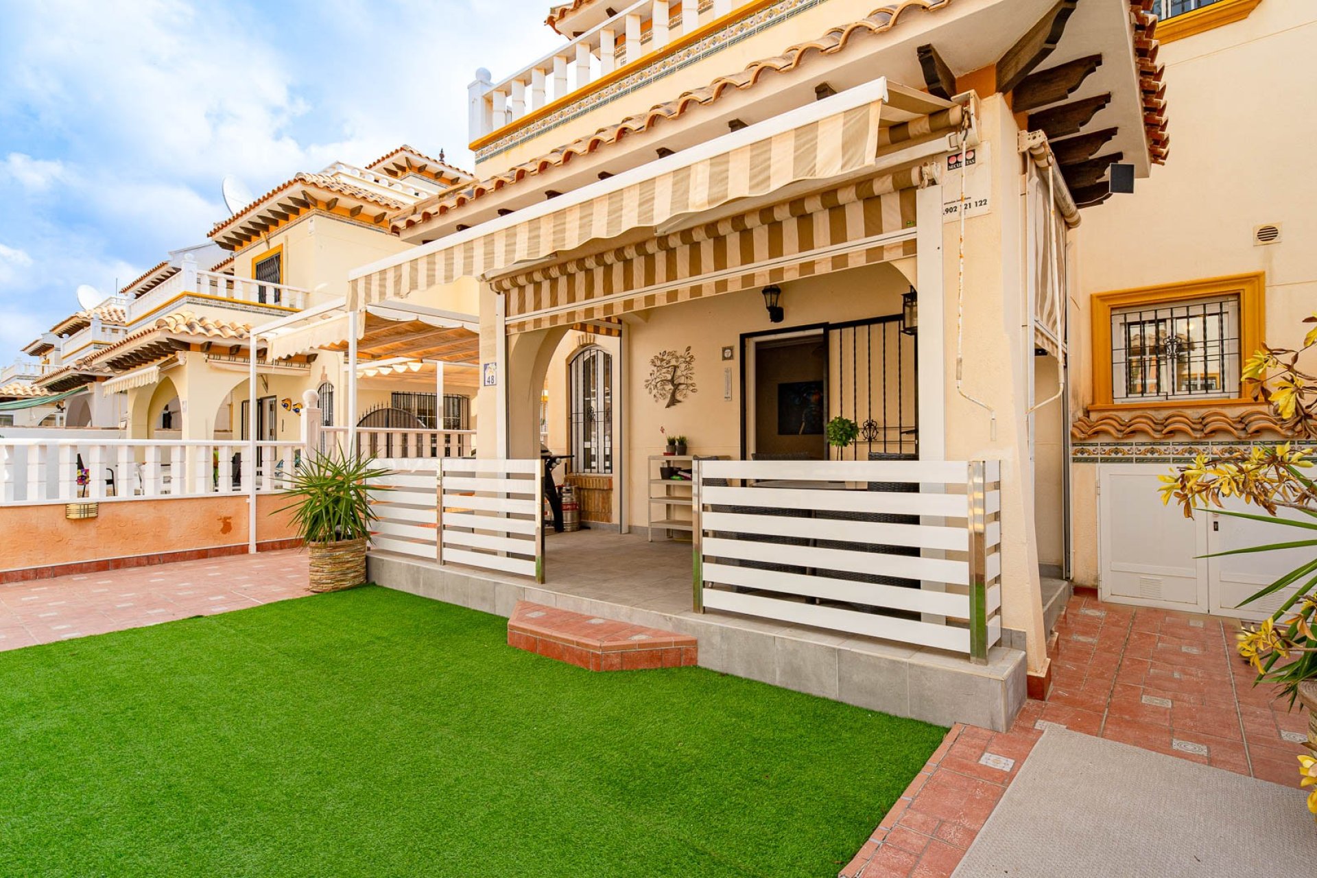 Resale - Townhouse * - Orihuela Costa * - Lomas de Cabo Roig *