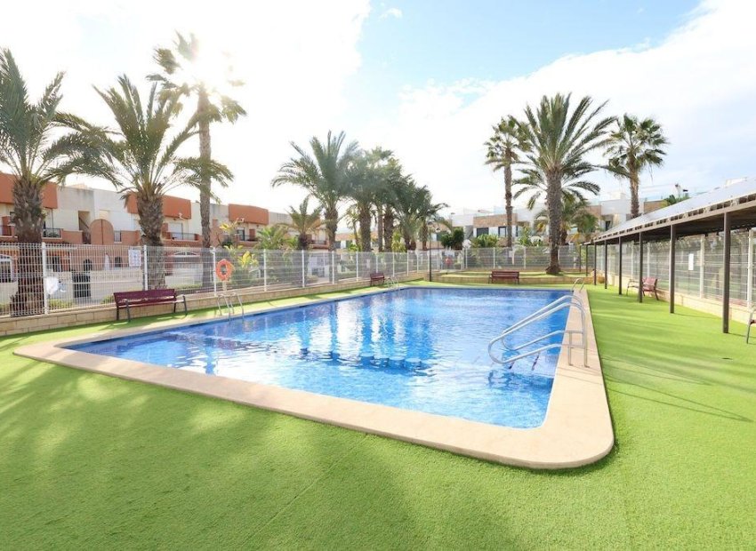 Resale - Townhouse * - Orihuela Costa * - Los Dolses *