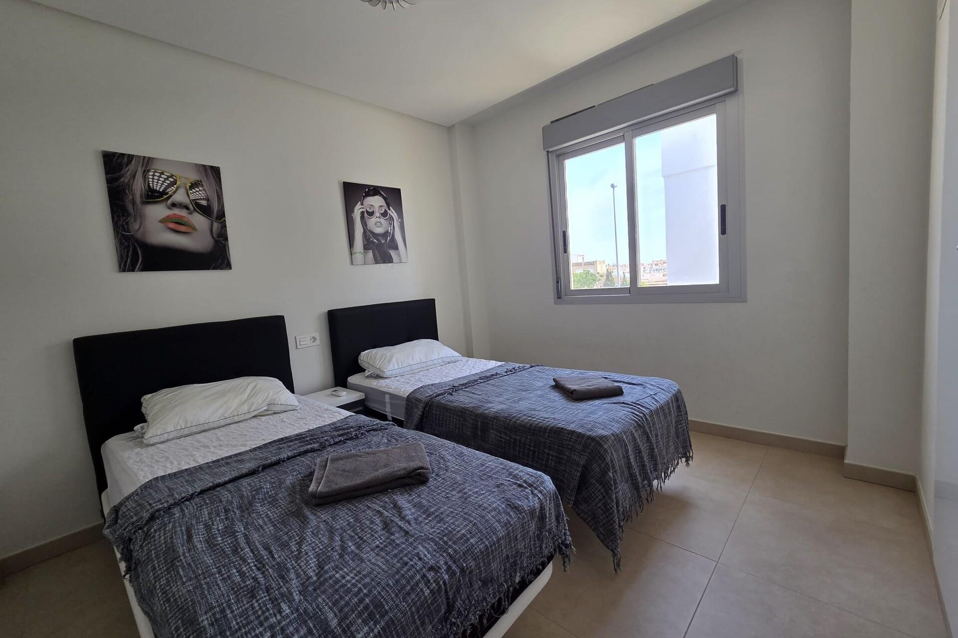 Resale - Townhouse * - Orihuela Costa * - Montezenia *