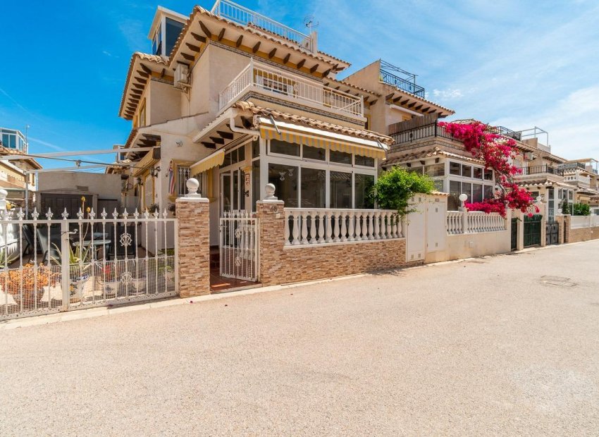 Resale - Townhouse * - Orihuela Costa * - Playa Flamenca *
