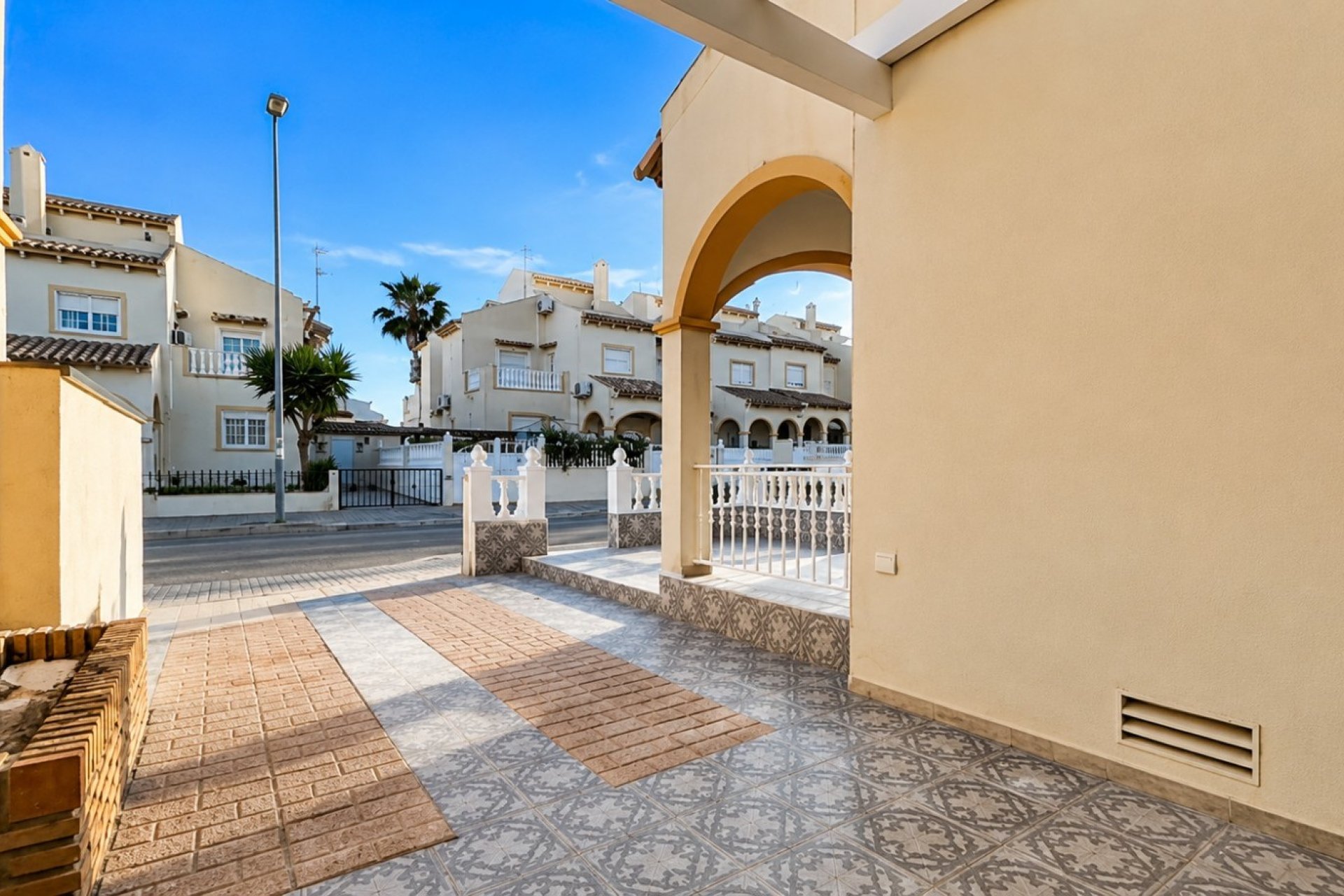 Resale - Townhouse * - Orihuela Costa * - Playa Flamenca *