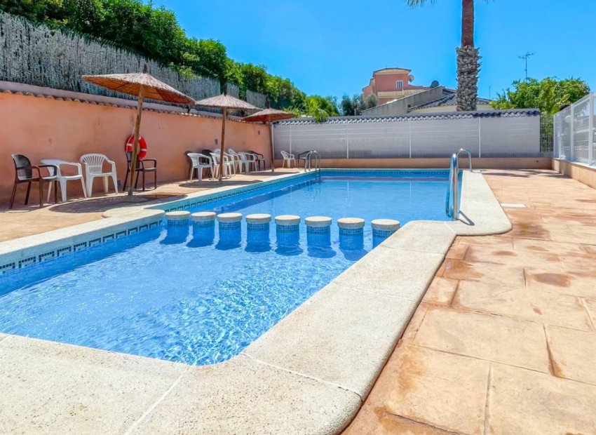 Resale - Townhouse * - Orihuela Costa * - Playa Flamenca *