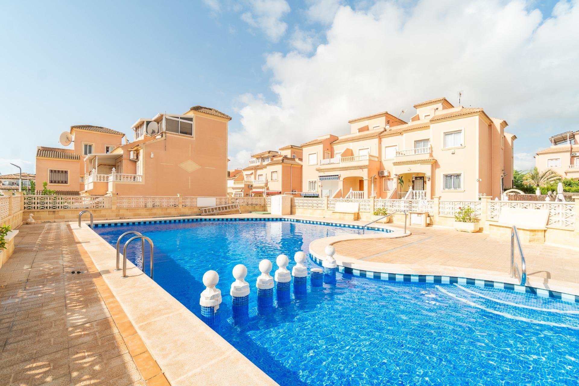 Resale - Townhouse * - Orihuela Costa * - Playa Flamenca *