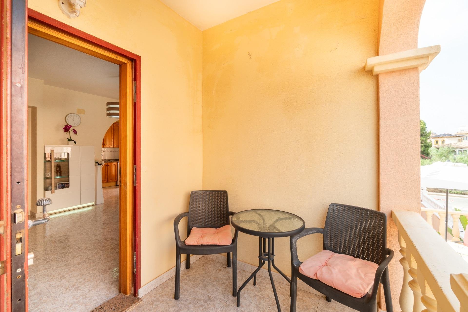 Resale - Townhouse * - Orihuela Costa * - Playa Flamenca *