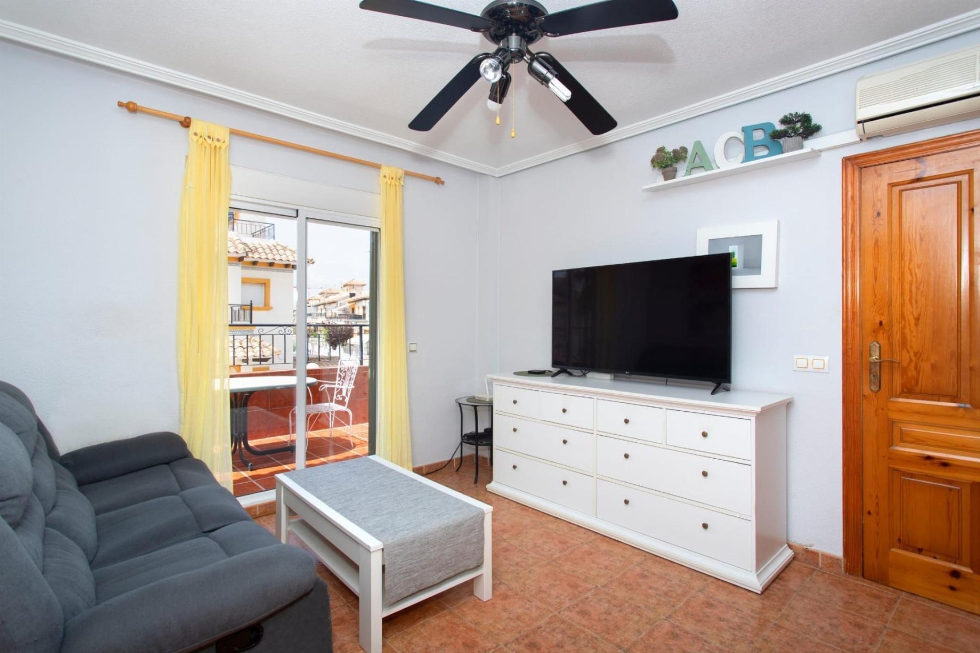 Resale - Townhouse * - Orihuela Costa * - Rocio del Mar *