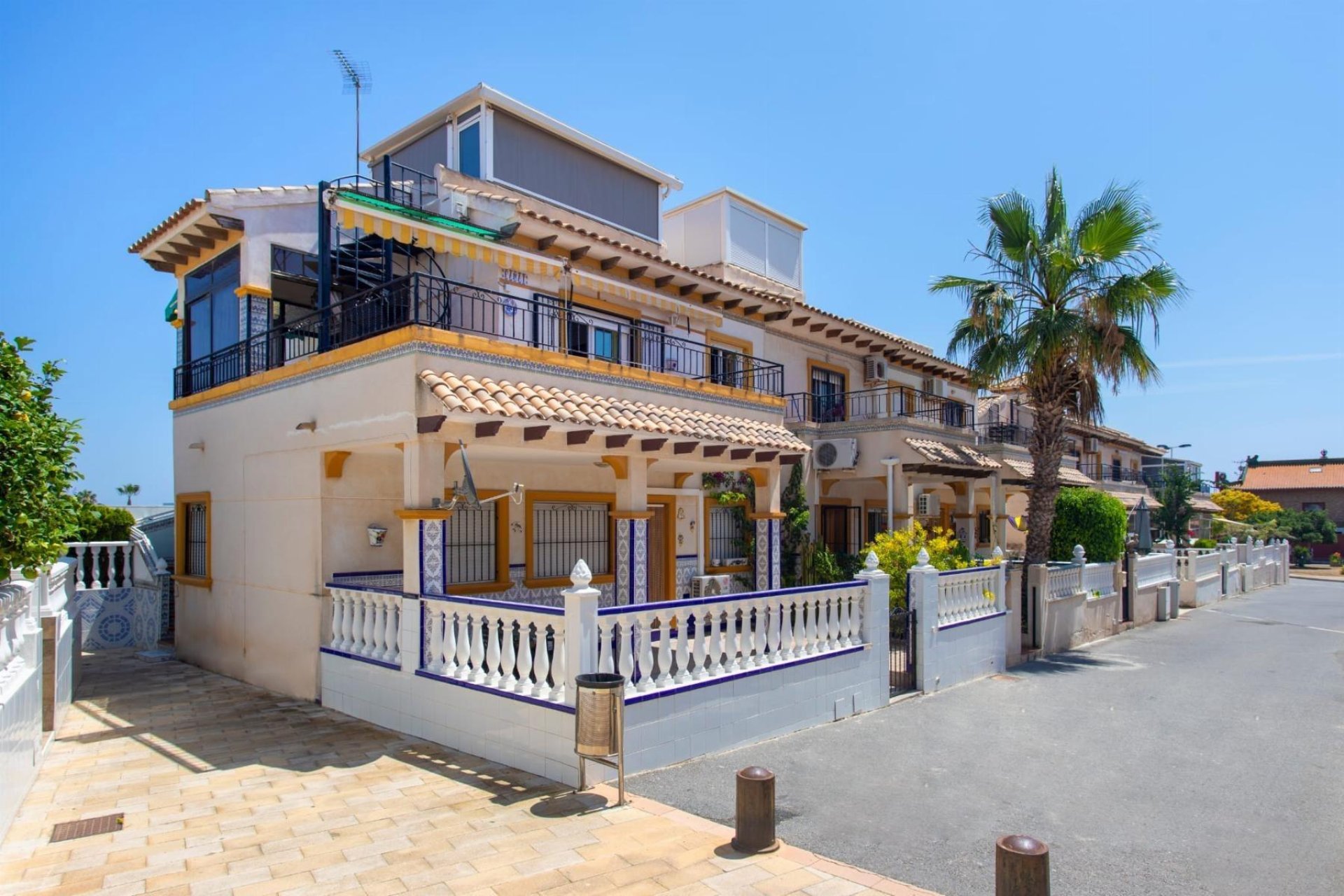 Resale - Townhouse * - Orihuela Costa * - Rocio del Mar *